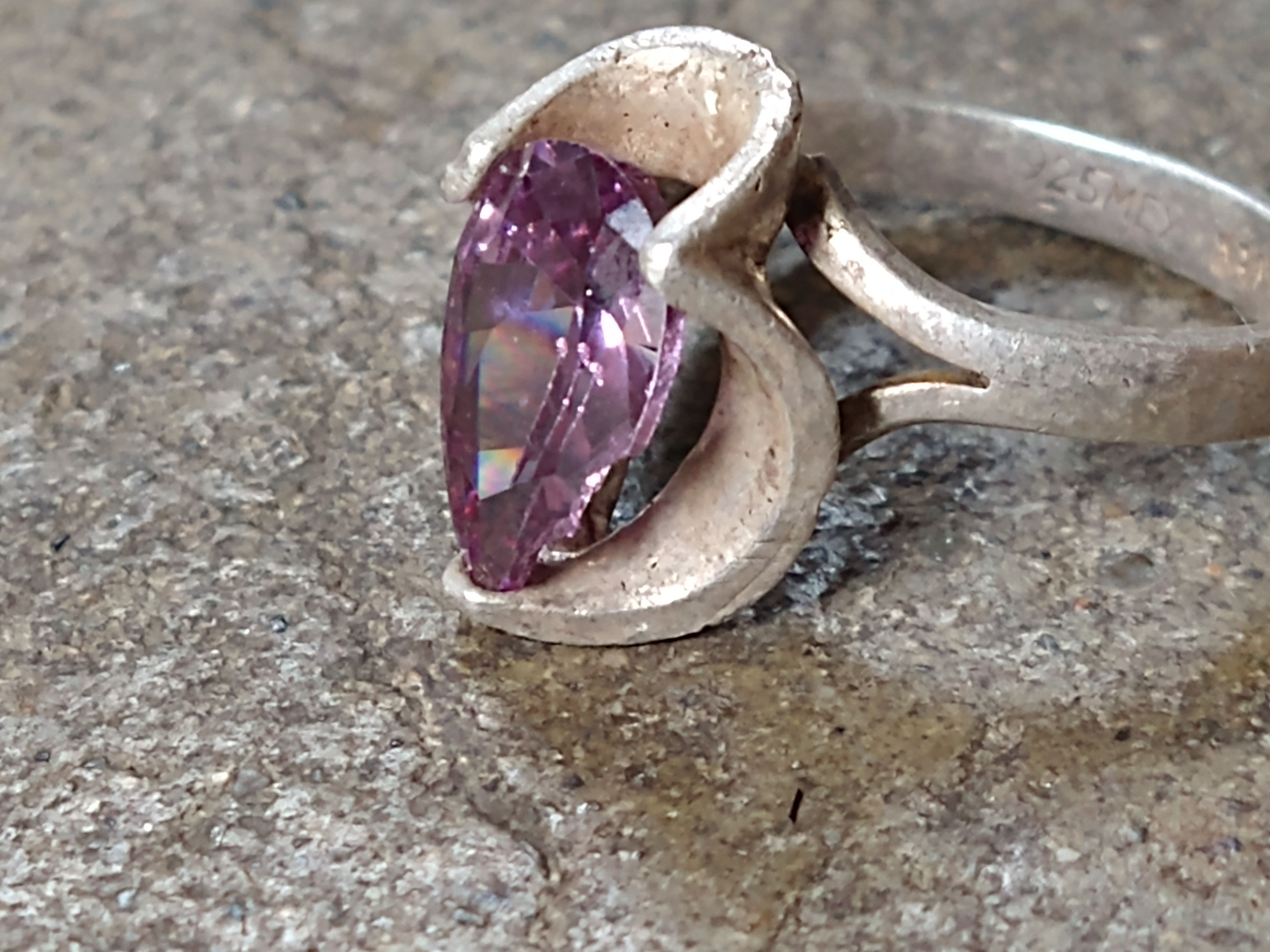 Jewelry Vintage Sterling Silver Ring Size 6.25 Purple CZ Mexico Pear Size ONE SIZE - 5 Thumbnail
