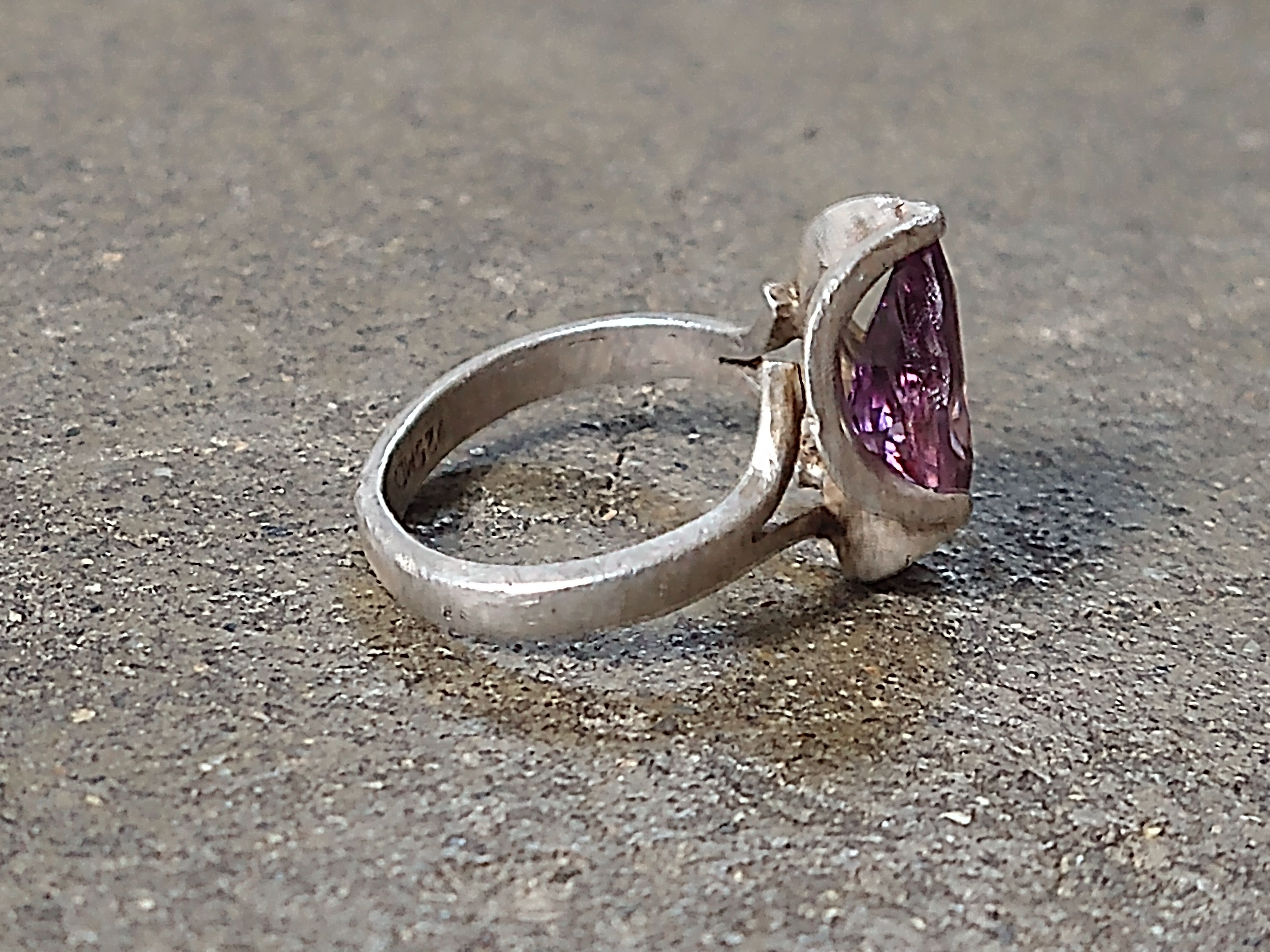 Jewelry Vintage Sterling Silver Ring Size 6.25 Purple CZ Mexico Pear Size ONE SIZE - 6 Thumbnail