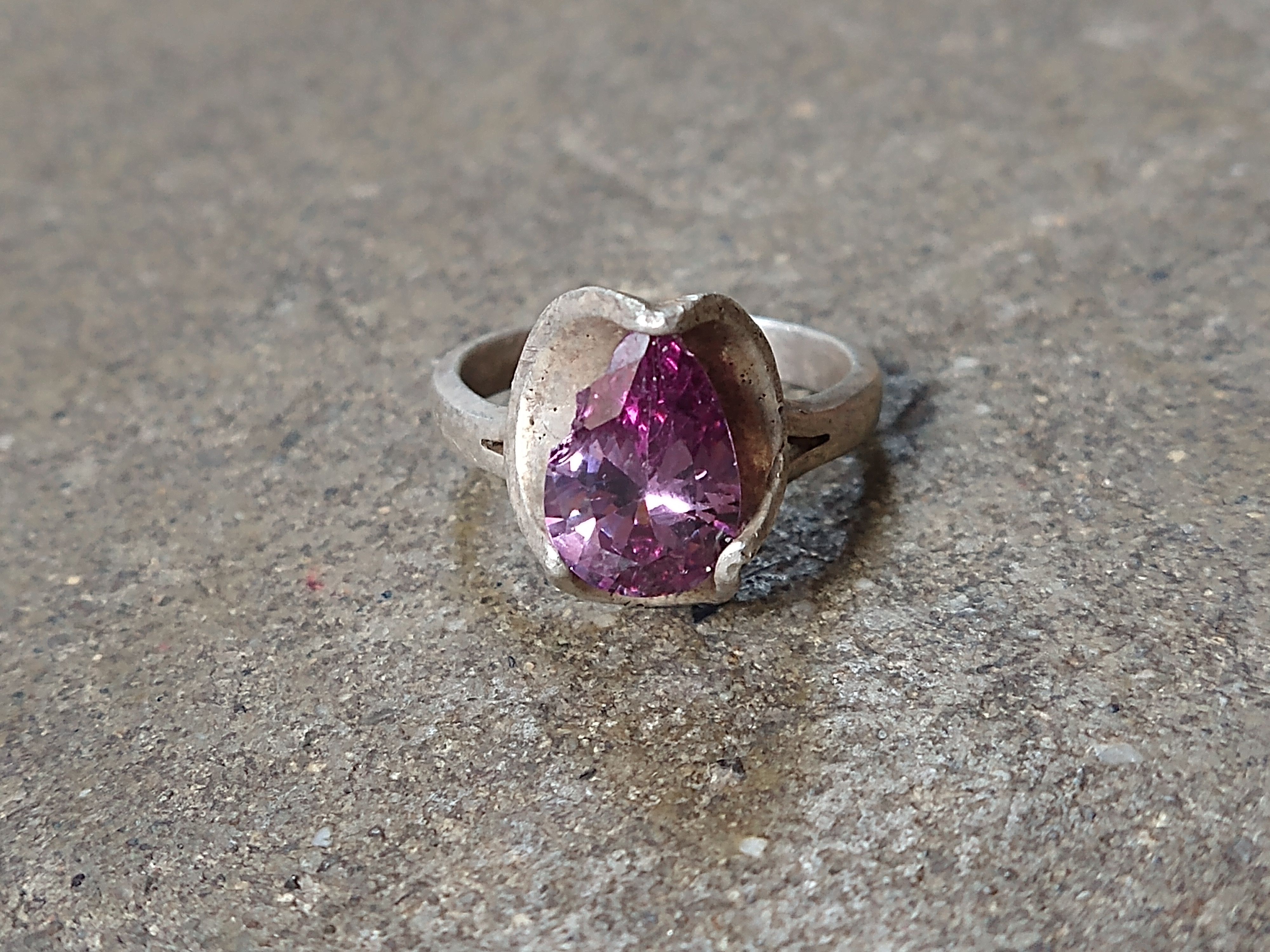 Jewelry Vintage Sterling Silver Ring Size 6.25 Purple CZ Mexico Pear Size ONE SIZE - 3 Thumbnail