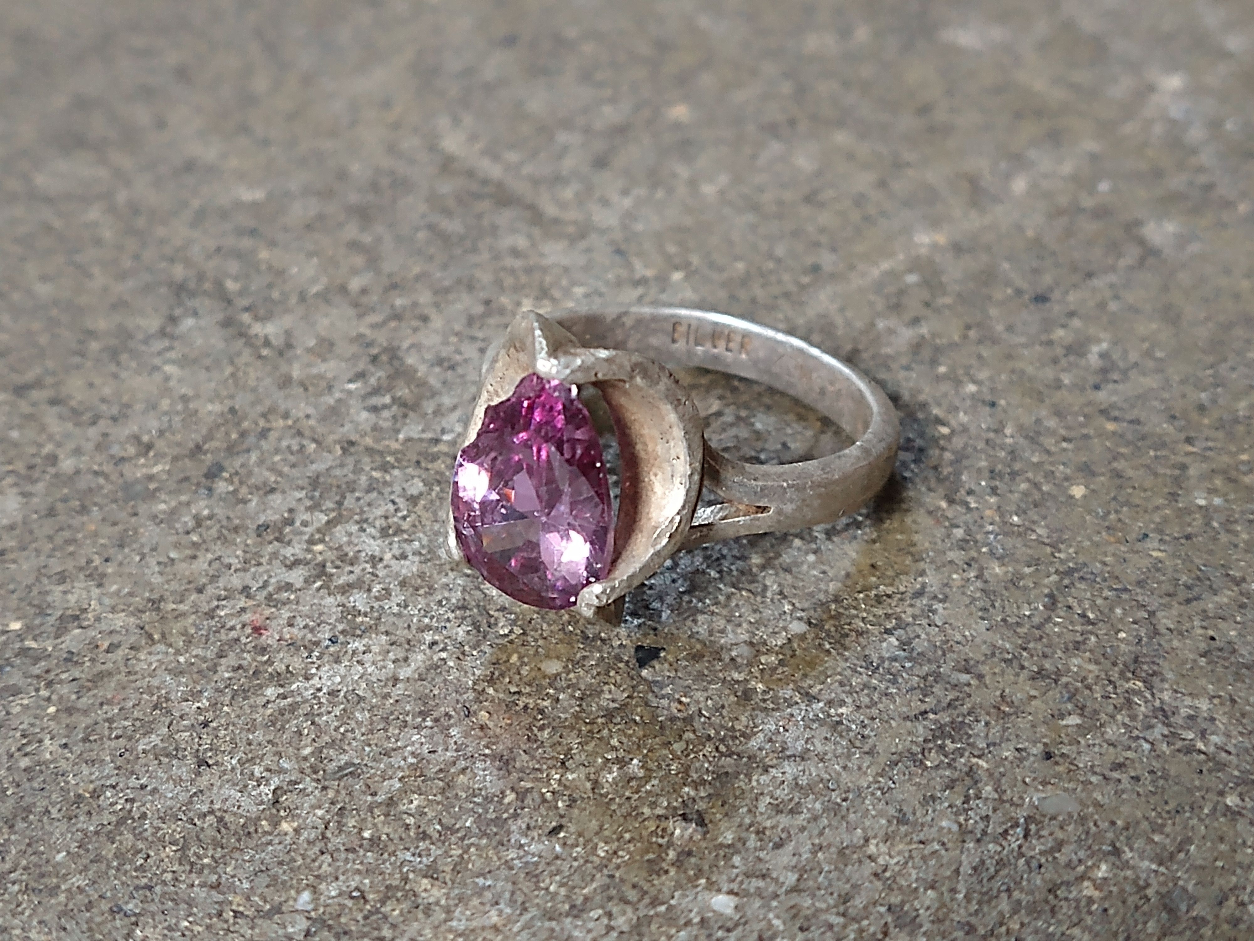 Jewelry Vintage Sterling Silver Ring Size 6.25 Purple CZ Mexico Pear Size ONE SIZE - 4 Thumbnail