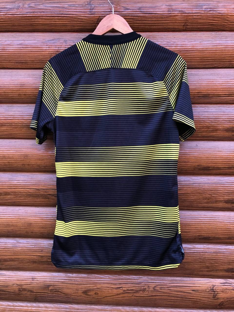 Nike MANCHESTER CITY FOOTBALL SHIRT SOCCER JERSEY NIKE Size US S / EU 44-46 / 1 - 3 Thumbnail