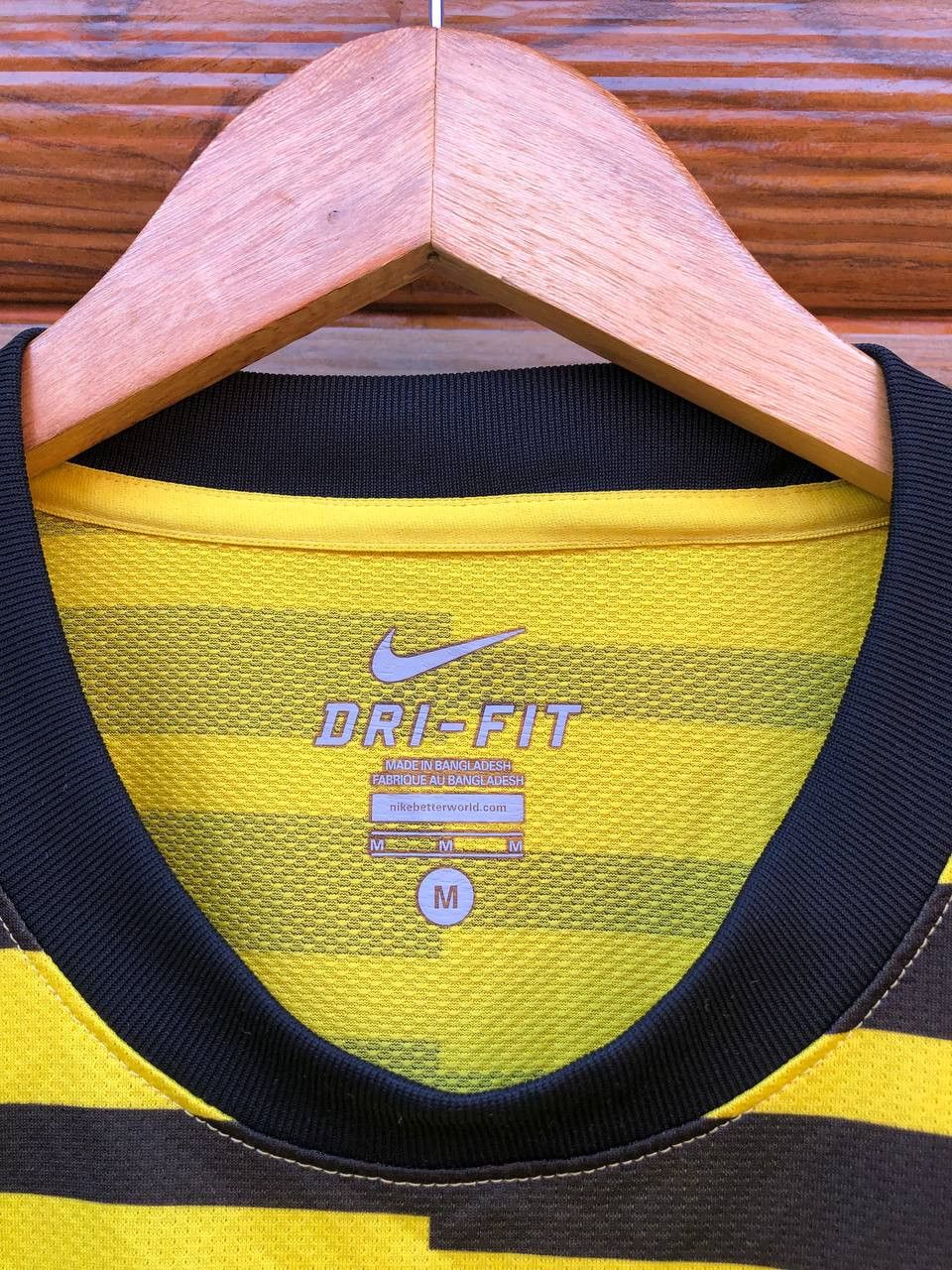 Nike CELTIC HOME FOOTBALL SHIRT SOCCER JERSEY NIKE Size US M / EU 48-50 / 2 - 4 Thumbnail