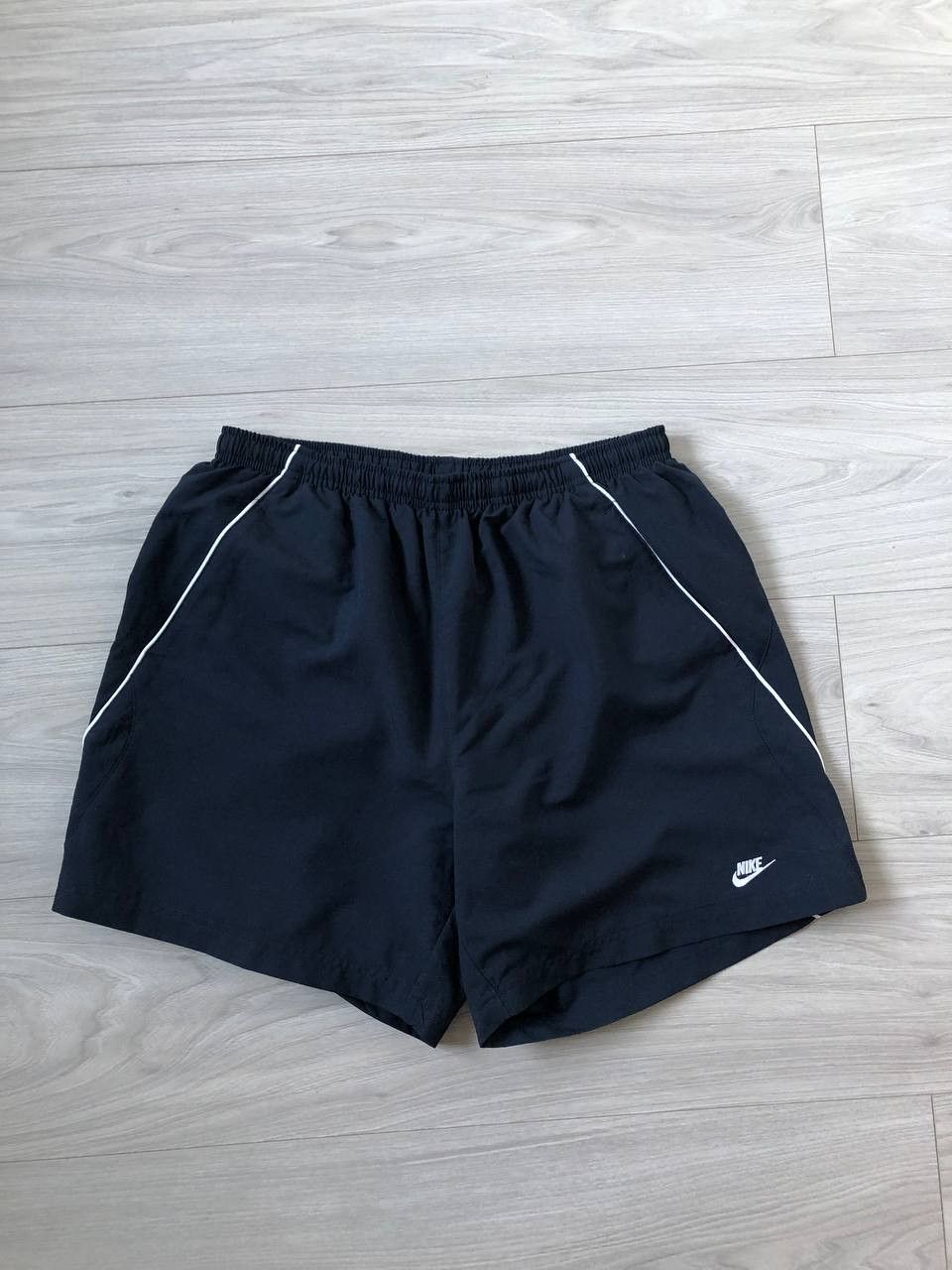 Nike Vintage Nike Shorts Size US 38 / EU 54 - 1 Thumbnail