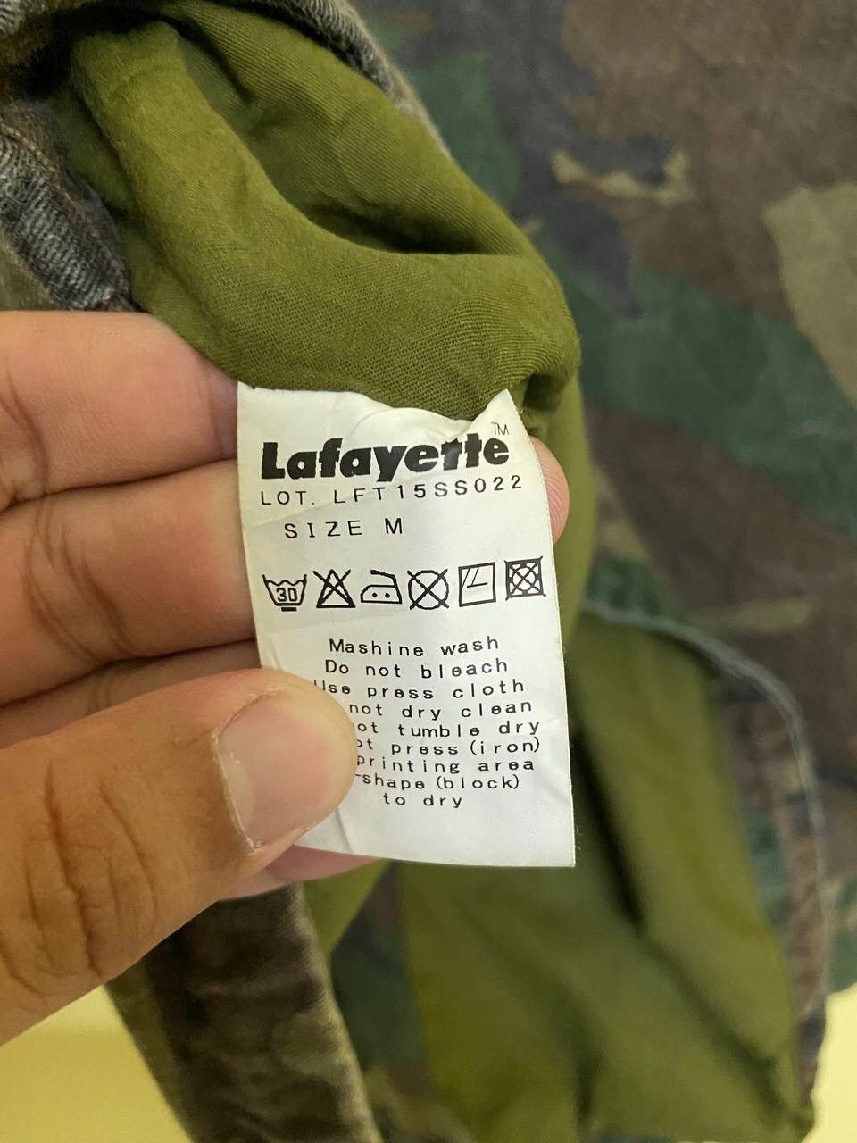 Lafayette 148 Vintage Lafayette New York Spell Out Camouflage Coach Jacket Size US M / EU 48-50 / 2 - 7 Thumbnail