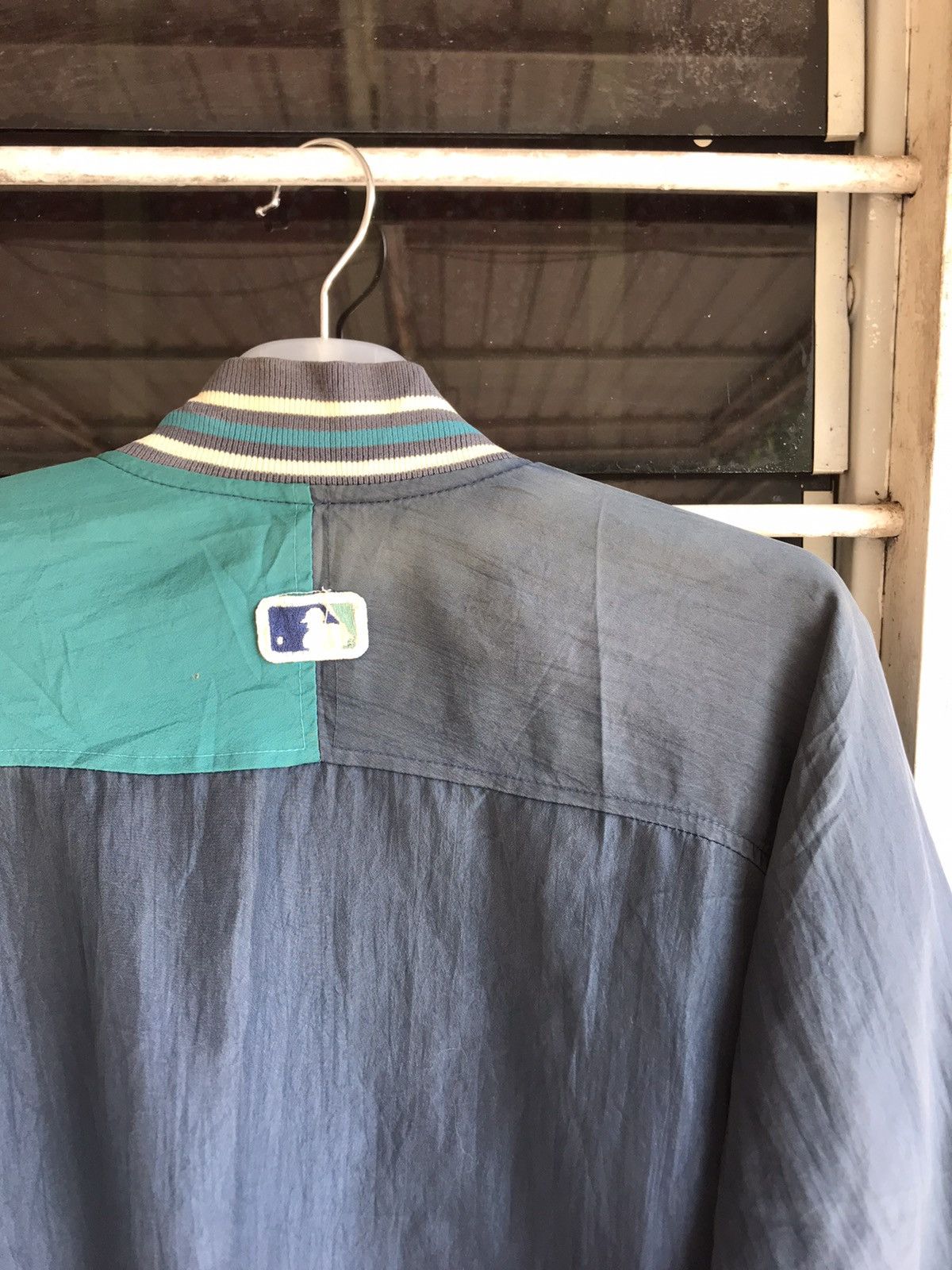 MLB Vintage Mariners Diamonds Collection Sun Faded Thrashed Size US L / EU 52-54 / 3 - 8 Thumbnail