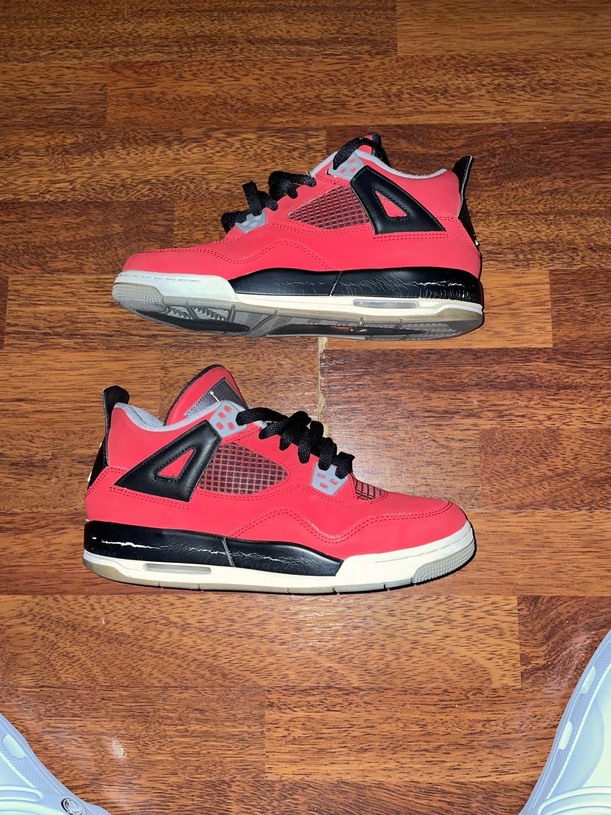 2013 Jordan 4s toro bravo