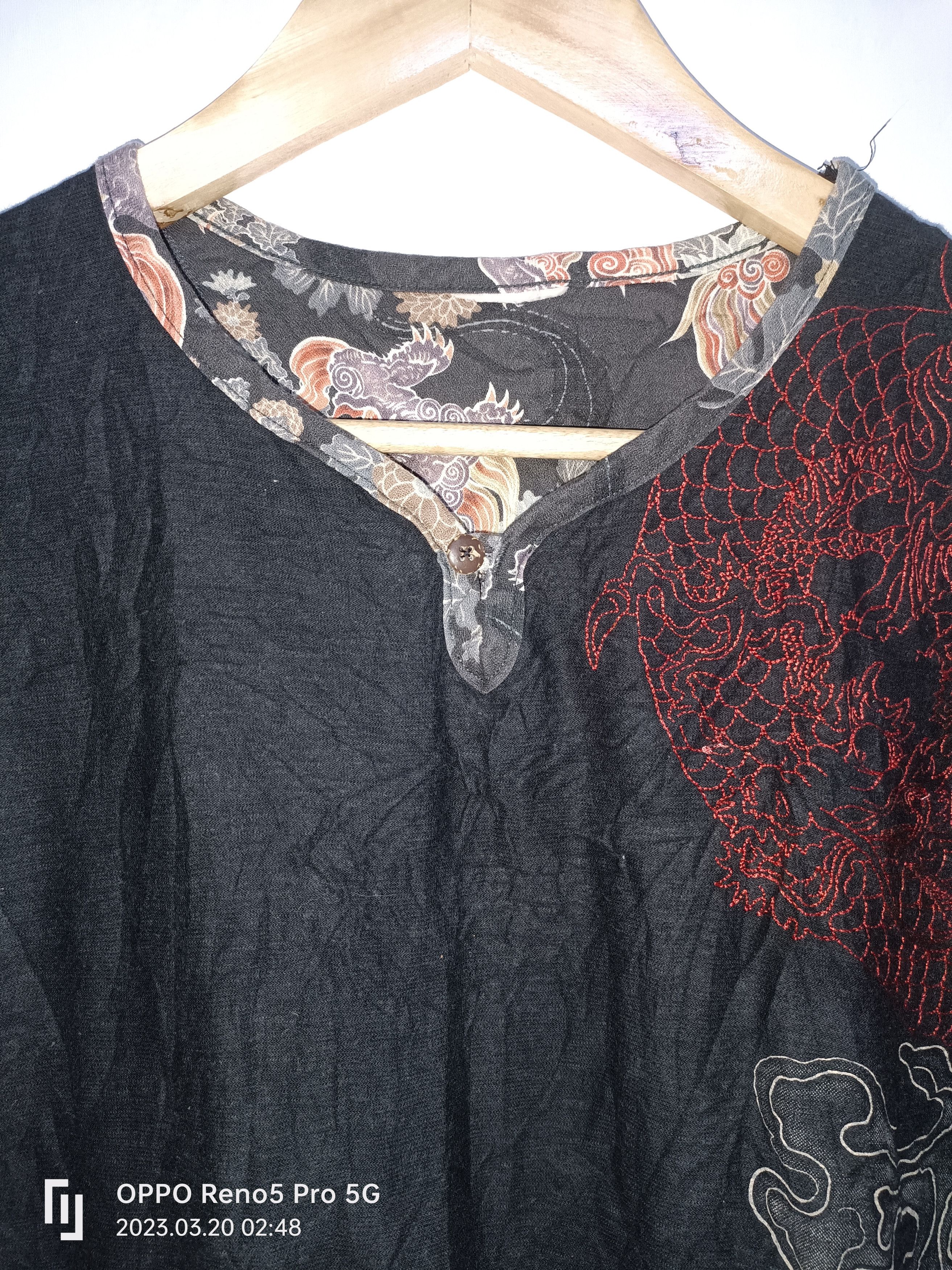 Japanese Brand × Vintage Vintage Tshirts Sukajan Dragon Embroided Logo Size US M / EU 48-50 / 2 - 2 Thumbnail