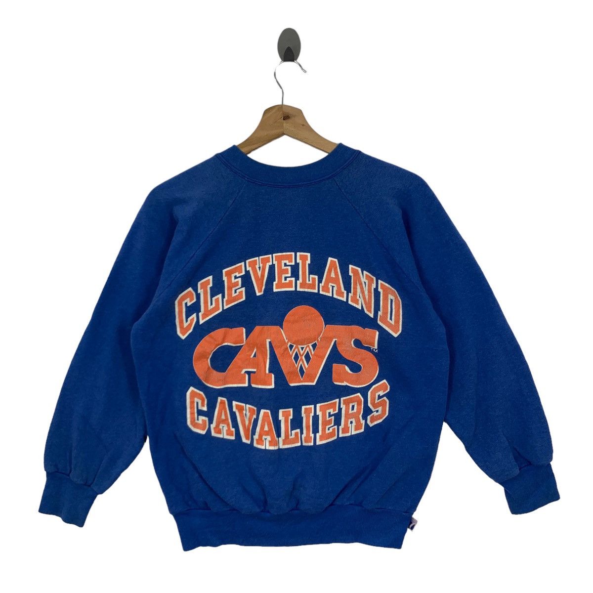 NBA × Vintage Vintage 90s Cleveland Cavaliers Logo 7 Basketball Team NBA Size US M / EU 48-50 / 2 - 1 Thumbnail