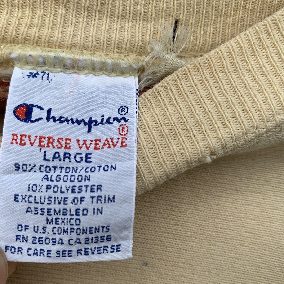 Champion Vintage 90s Champion Reverse Weave Messenger Sweatshirt Size US L / EU 52-54 / 3 - 6 Thumbnail