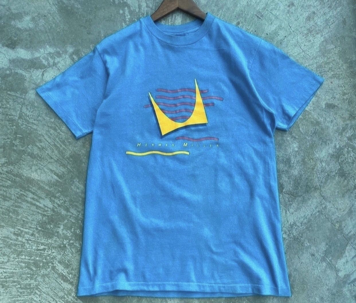 Vintage Vintage Herman Miller Tee Size US M / EU 48-50 / 2 - 2 Thumbnail