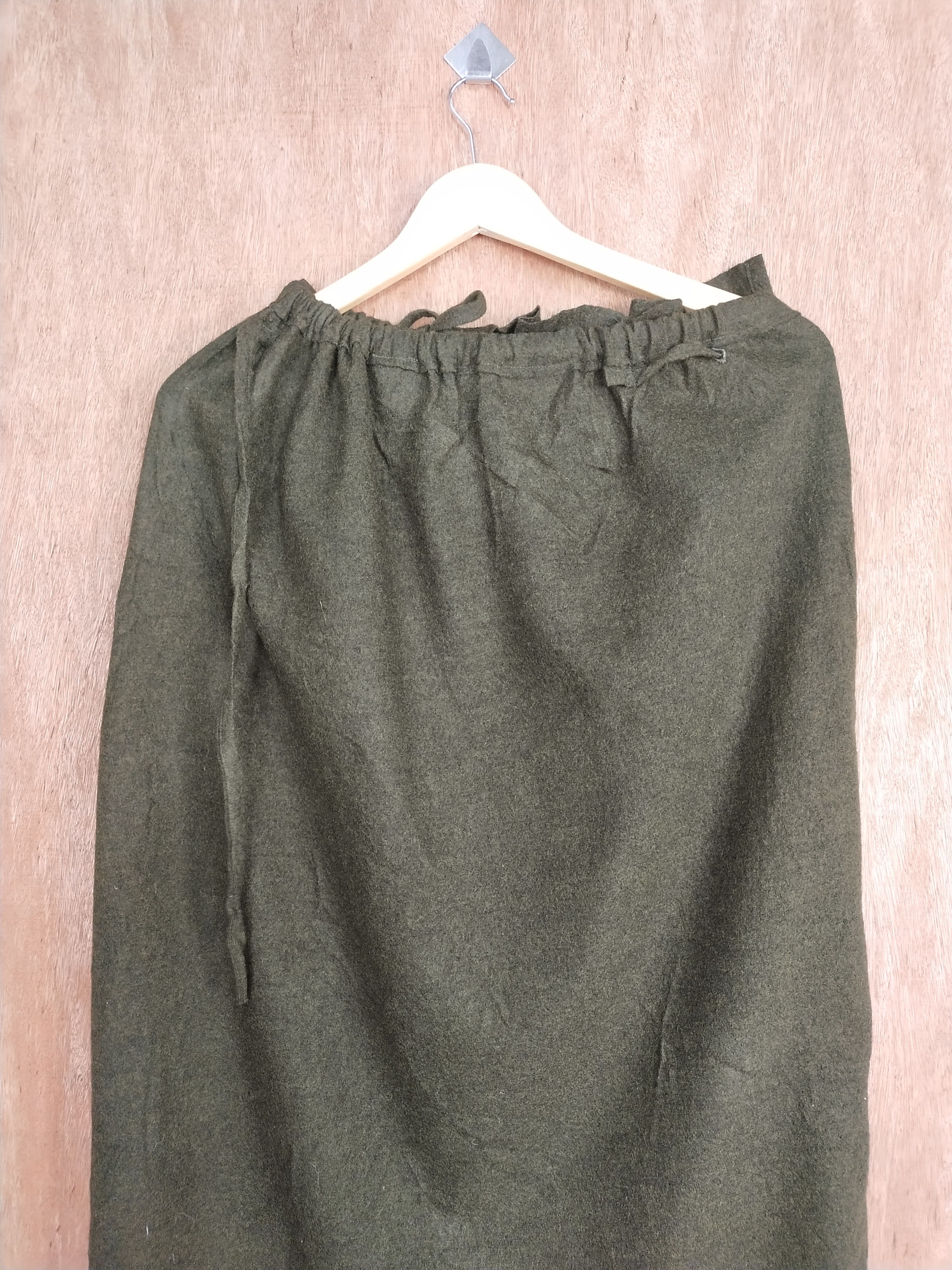 Yohji Yamamoto DL SIZE 3 Yohji Yamamoto Laine wool green long skirt #S198 Size 30" / US 8 / IT 44 - 8 Thumbnail