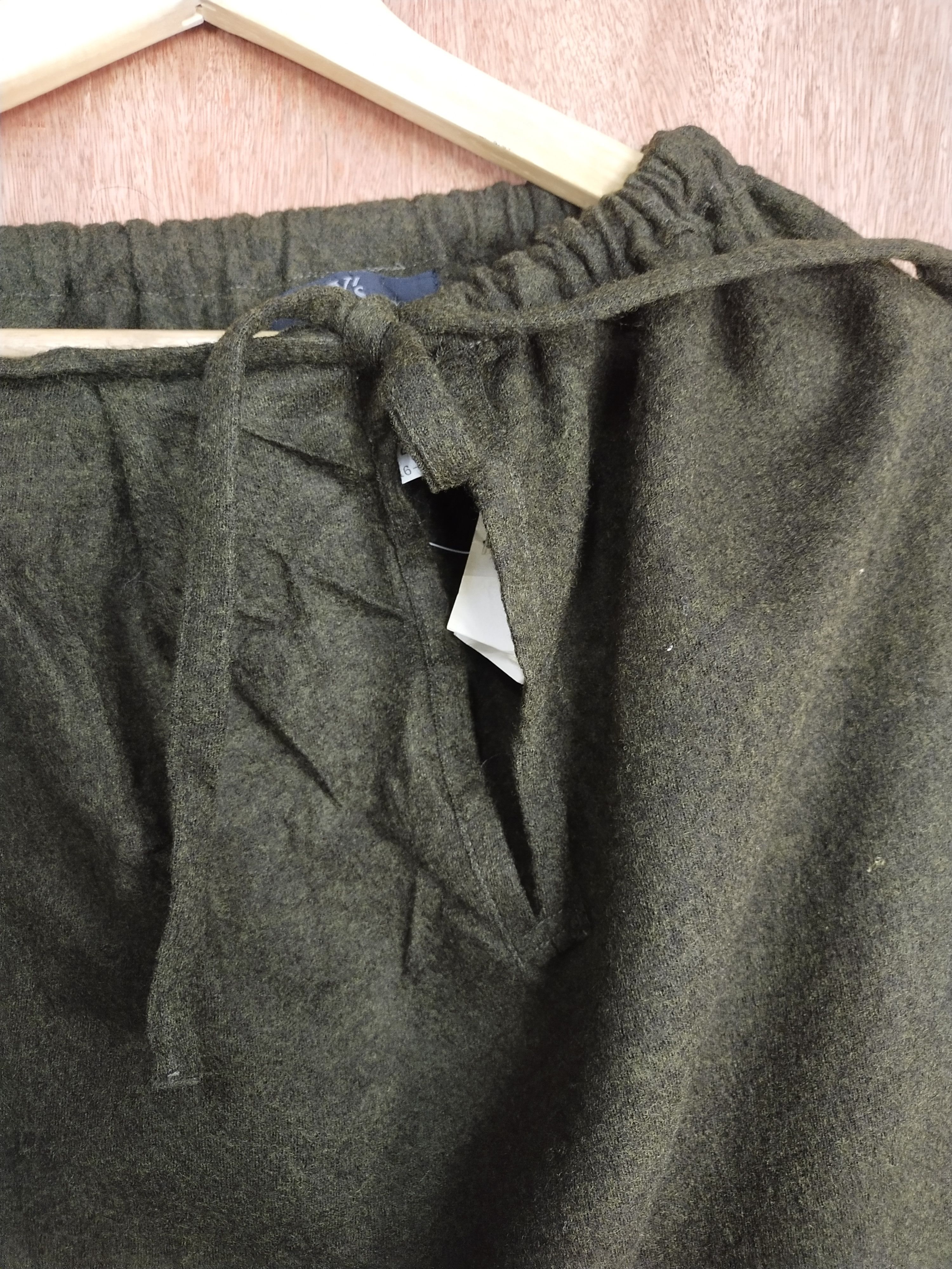 Yohji Yamamoto DL SIZE 3 Yohji Yamamoto Laine wool green long skirt #S198 Size 30" / US 8 / IT 44 - 4 Thumbnail