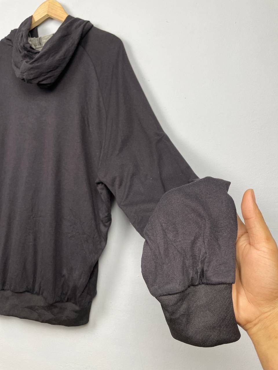 Carhartt × Vintage Vintage Carhartt Sweater Destroyed Hoodies Size US L / EU 52-54 / 3 - 9 Thumbnail