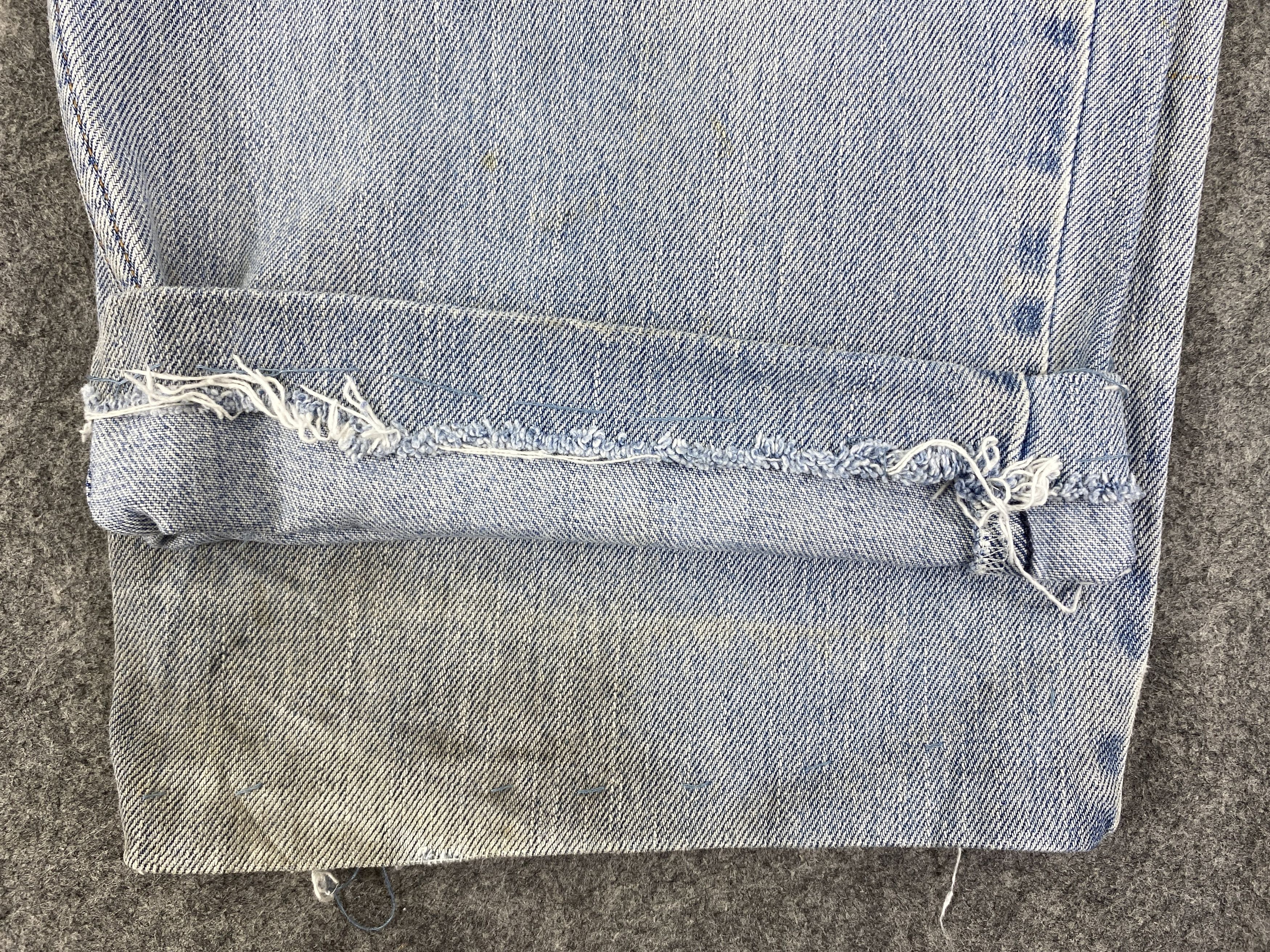 Levi's Dirty Used Blue Vintage Levi's Jeans 35x25 Denim -JN1728 Size US 35 - 9 Thumbnail