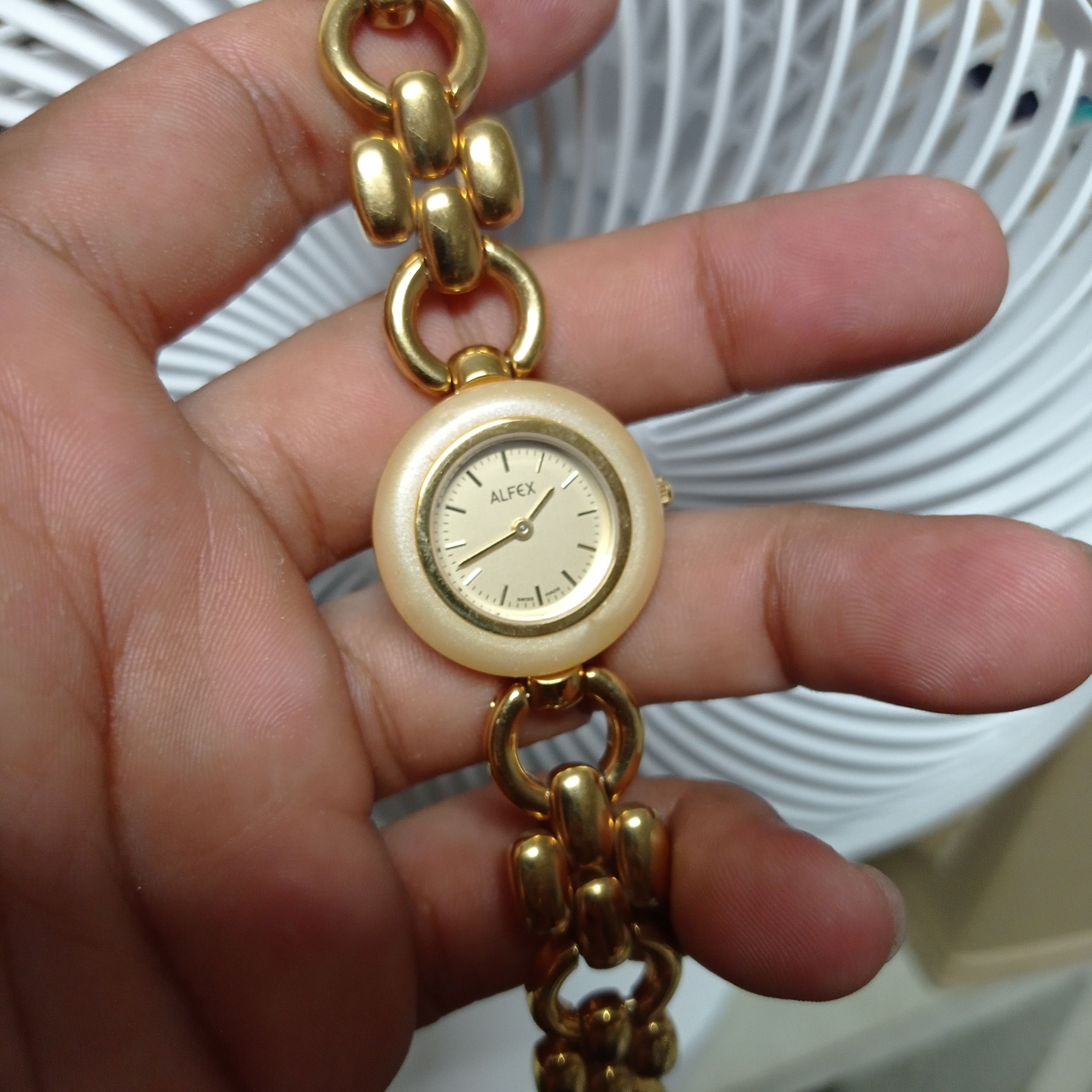 Vintage LUXURY VINTAGE BY "ALFEX" 4968 SWISS WATCH (LADIES SIZE) Size ONE SIZE - 5 Thumbnail