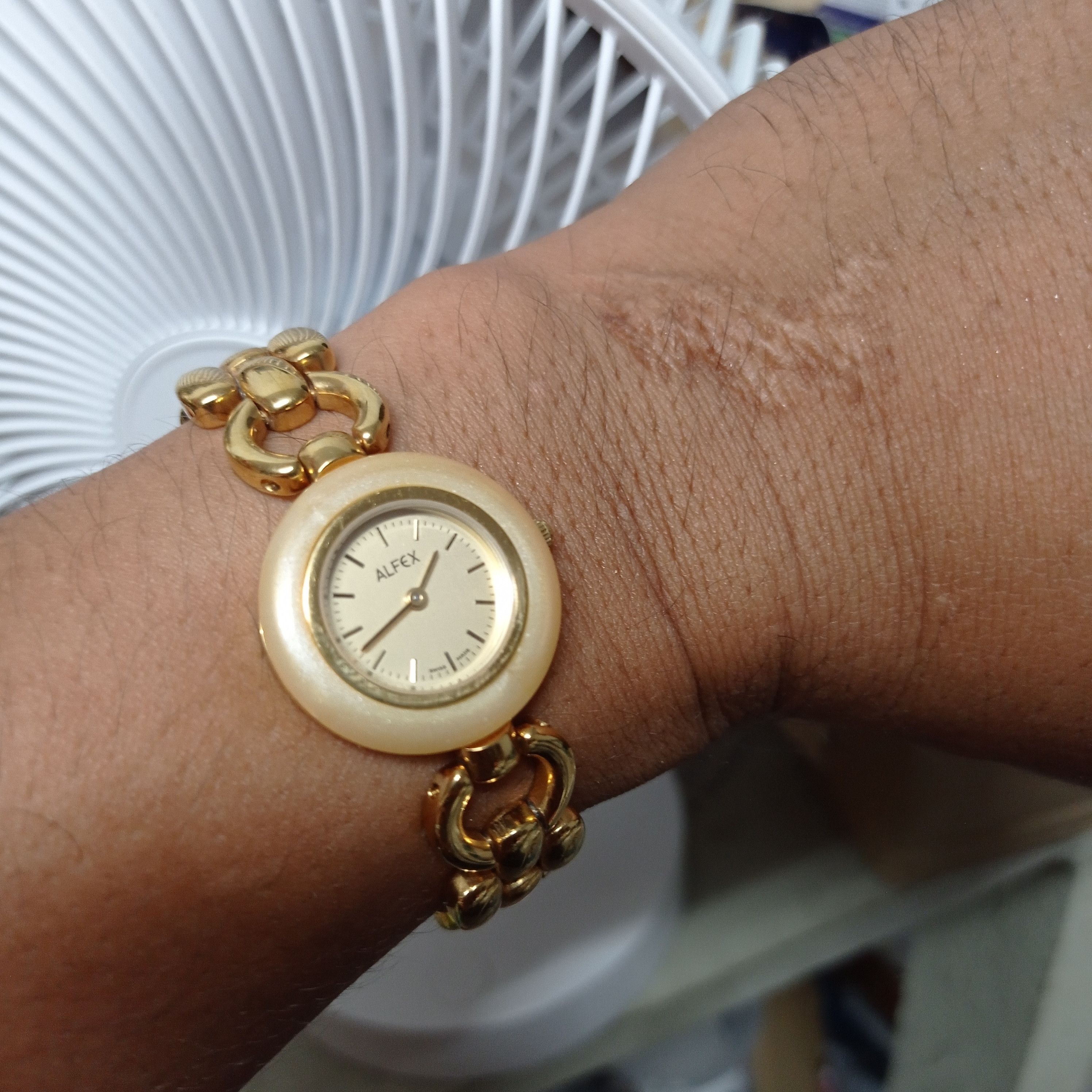 Vintage LUXURY VINTAGE BY "ALFEX" 4968 SWISS WATCH (LADIES SIZE) Size ONE SIZE - 3 Thumbnail