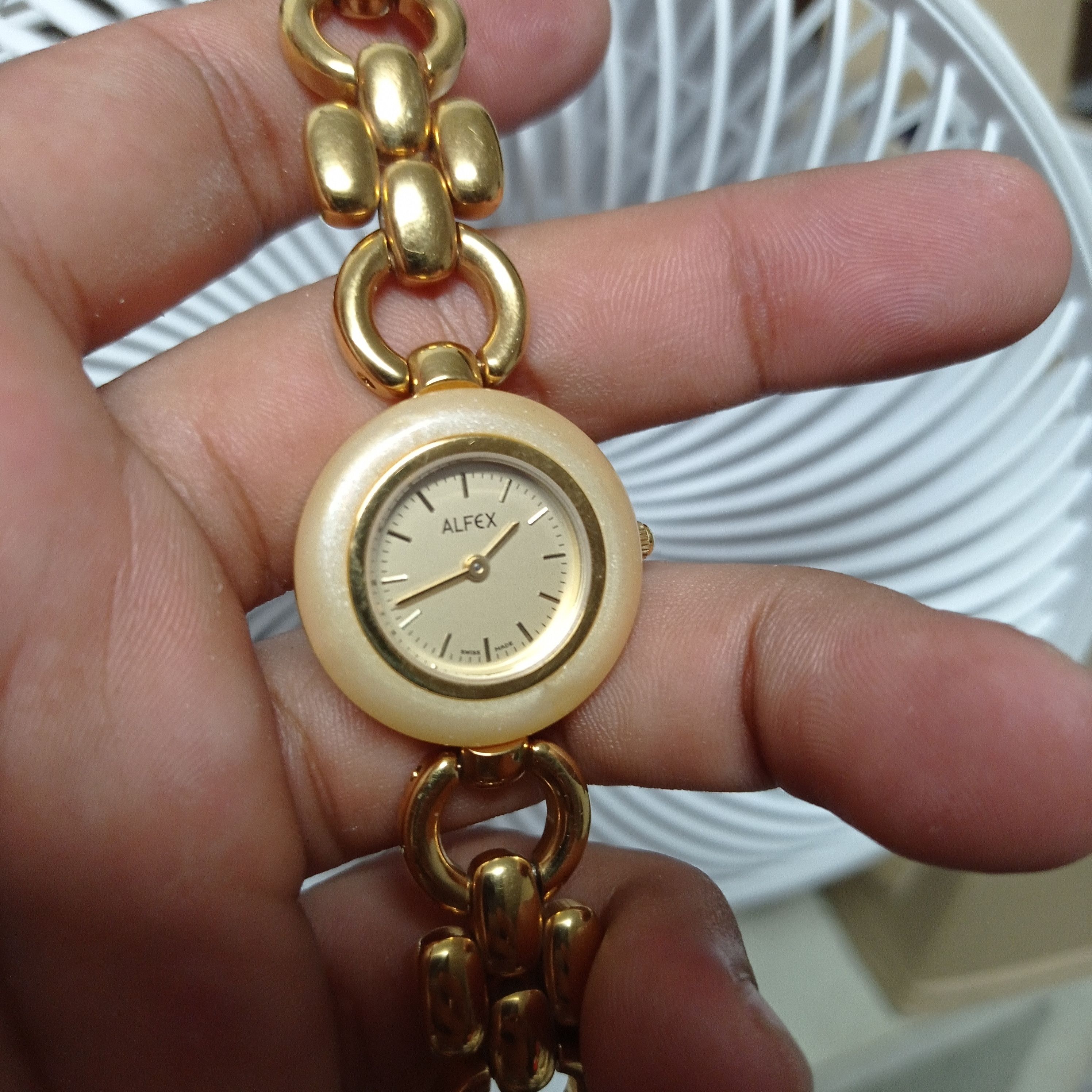 Vintage LUXURY VINTAGE BY "ALFEX" 4968 SWISS WATCH (LADIES SIZE) Size ONE SIZE - 1 Thumbnail