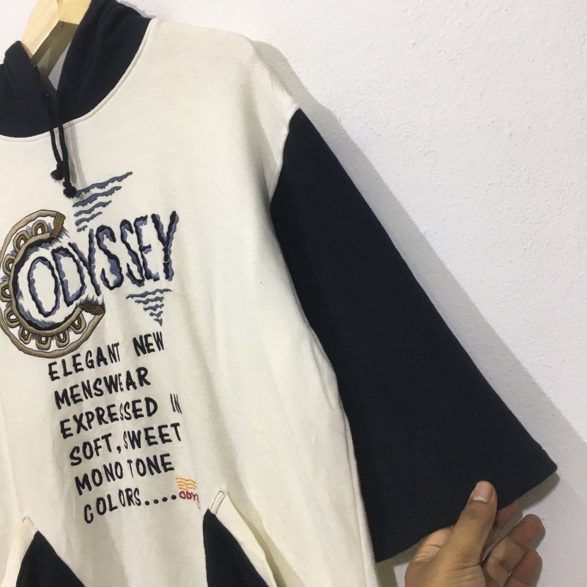Vintage Vintage Odssey Activewear Menswear Jumper Hoodie Sweater Size US L / EU 52-54 / 3 - 3 Thumbnail