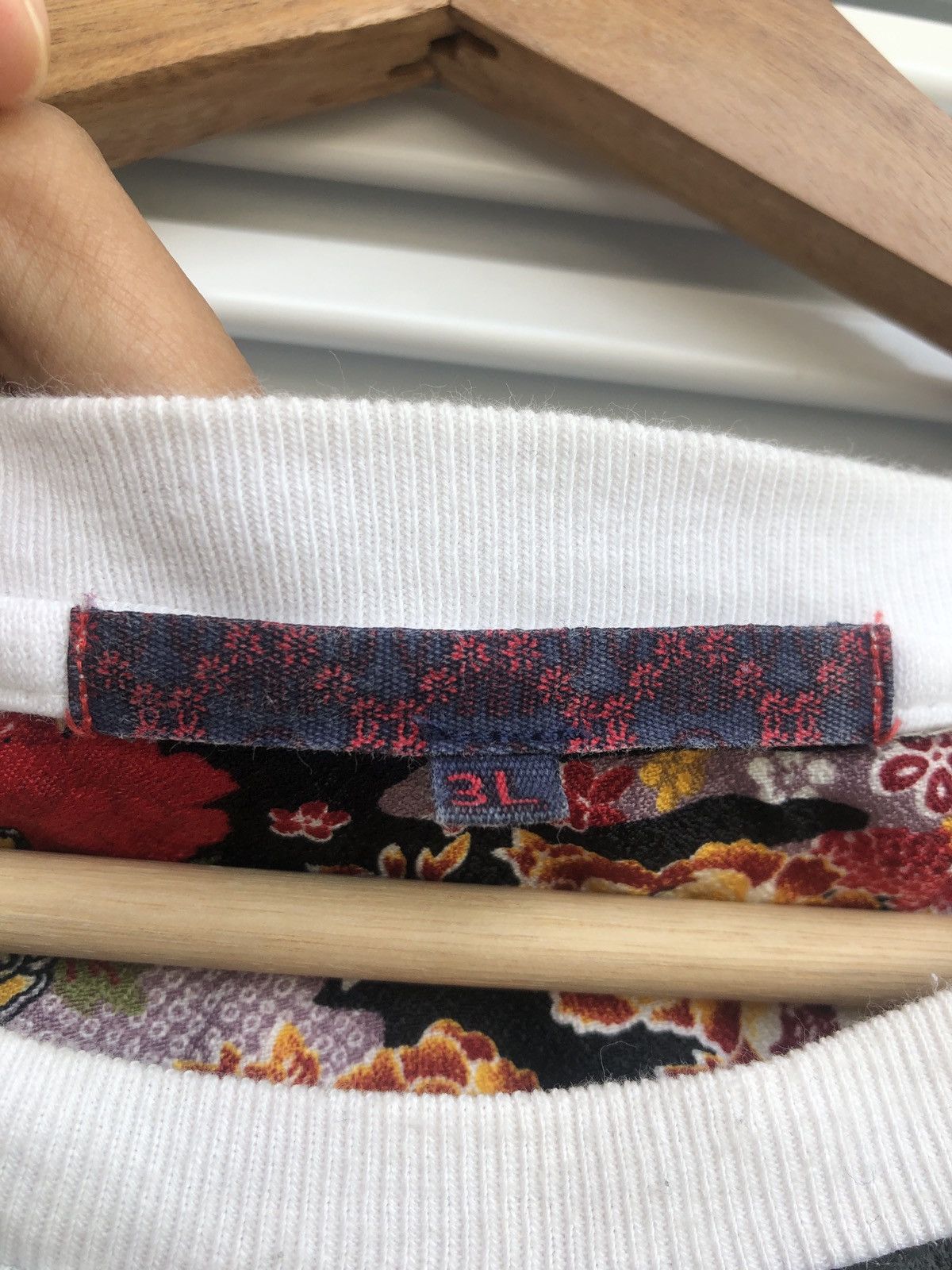 Japanese Brand Vintage Koi Fish Sukajan Longsleeve / HystericEvisu Style Size US XL / EU 56 / 4 - 9 Thumbnail