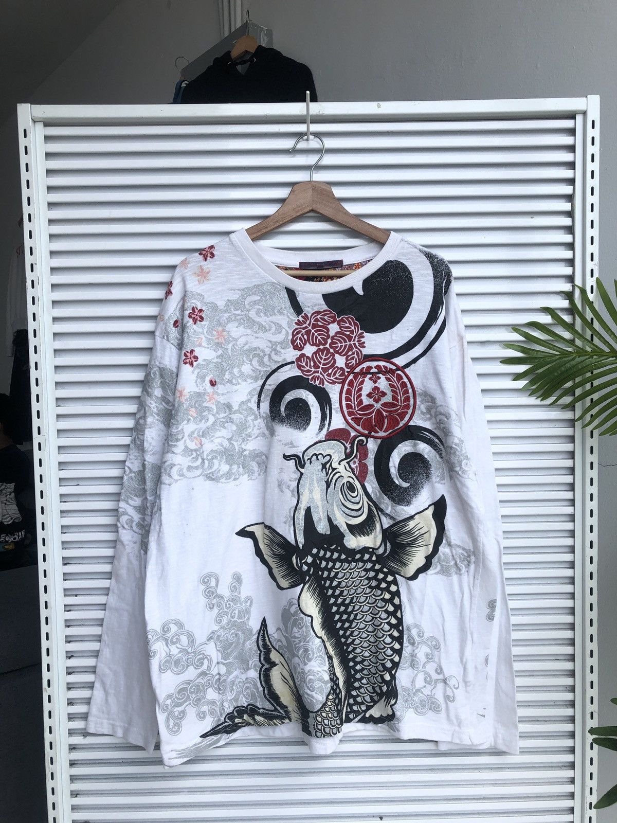 Japanese Brand Vintage Koi Fish Sukajan Longsleeve / HystericEvisu Style Size US XL / EU 56 / 4 - 1 Thumbnail