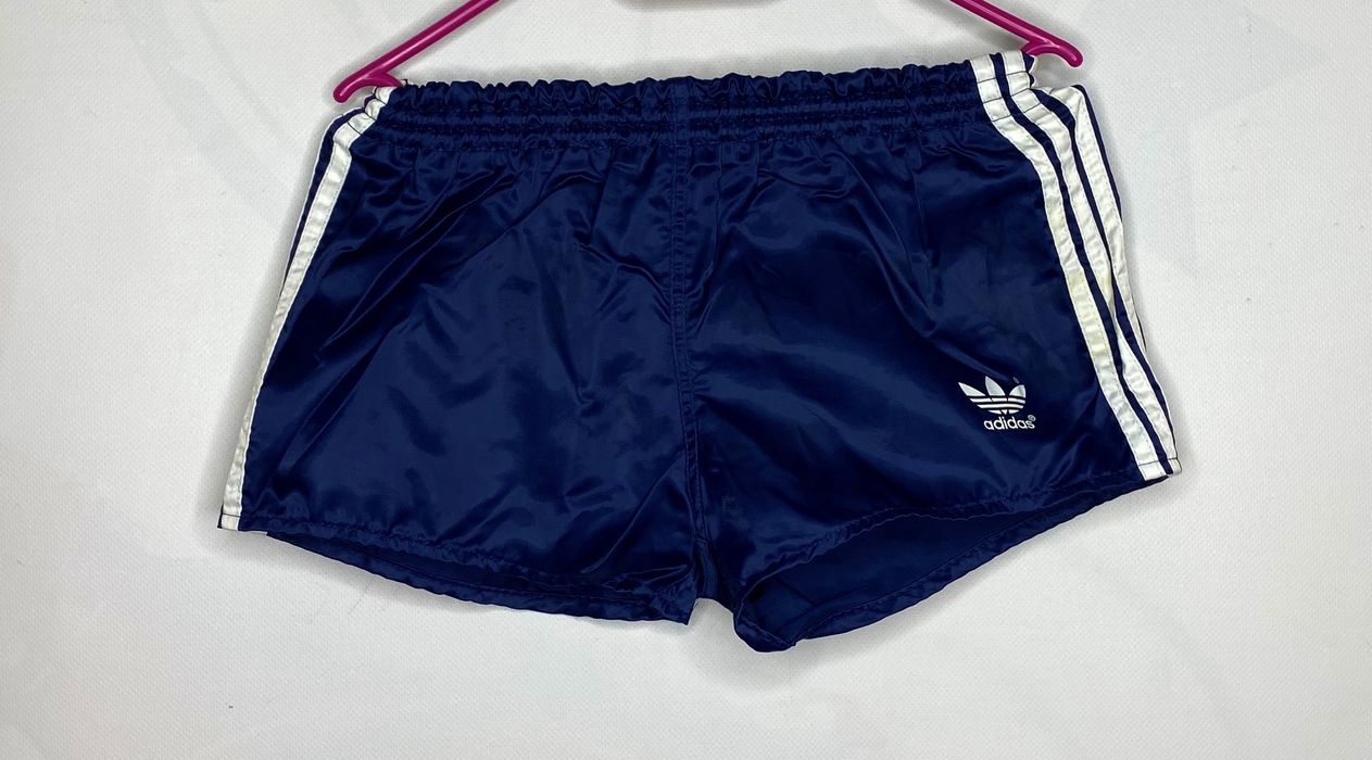 Adidas vintage sales shorts nylon