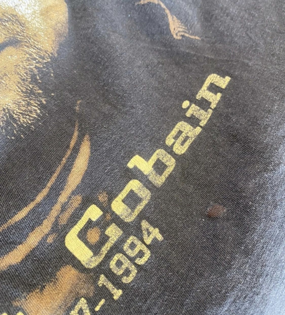 Band Tees Kurt Cobain nirvana portreit tee 00s Size US M / EU 48-50 / 2 - 8 Thumbnail