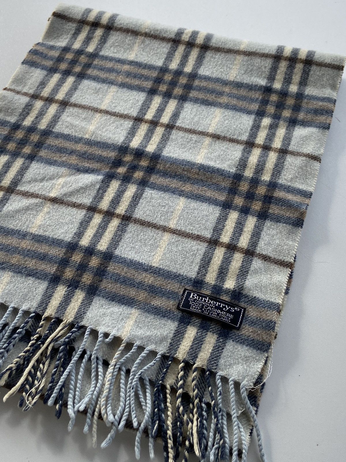 Burberry Burberry’s Vintage Scarf Size ONE SIZE - 4 Thumbnail