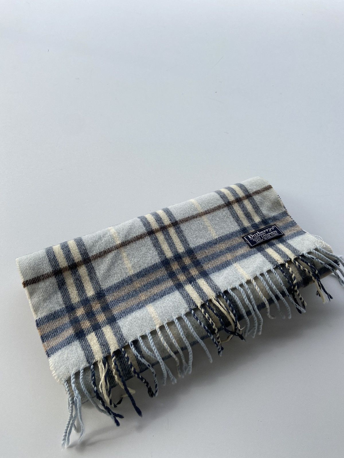 Burberry Burberry’s Vintage Scarf Size ONE SIZE - 13 Thumbnail