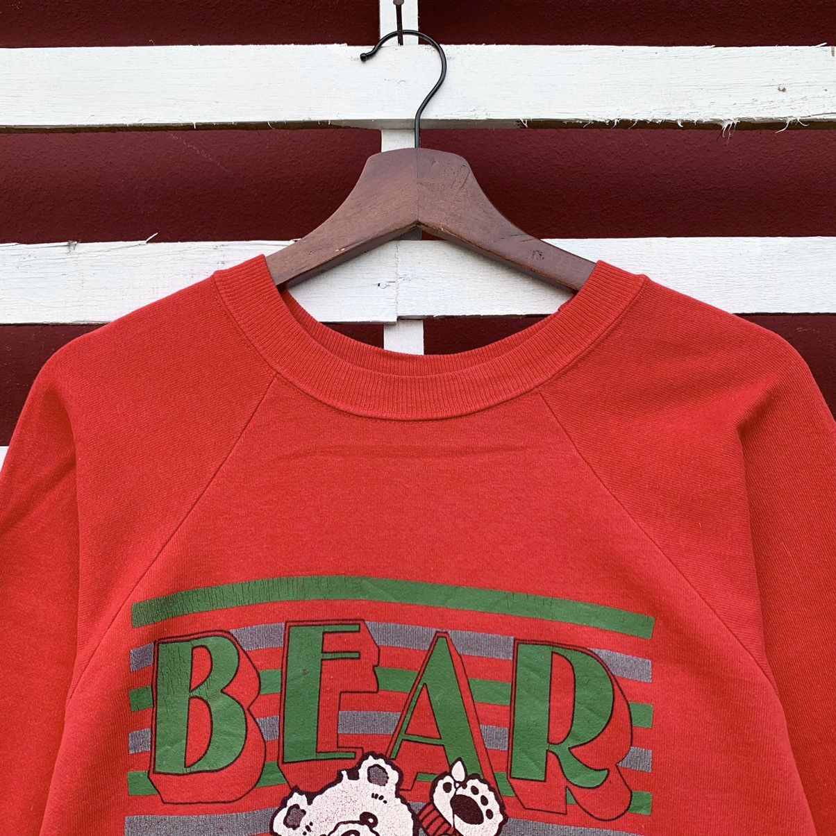 Vintage Vintage 90s Malibu Beach Club BEAR IN SEASON Sweatshirt Size US M / EU 48-50 / 2 - 3 Thumbnail