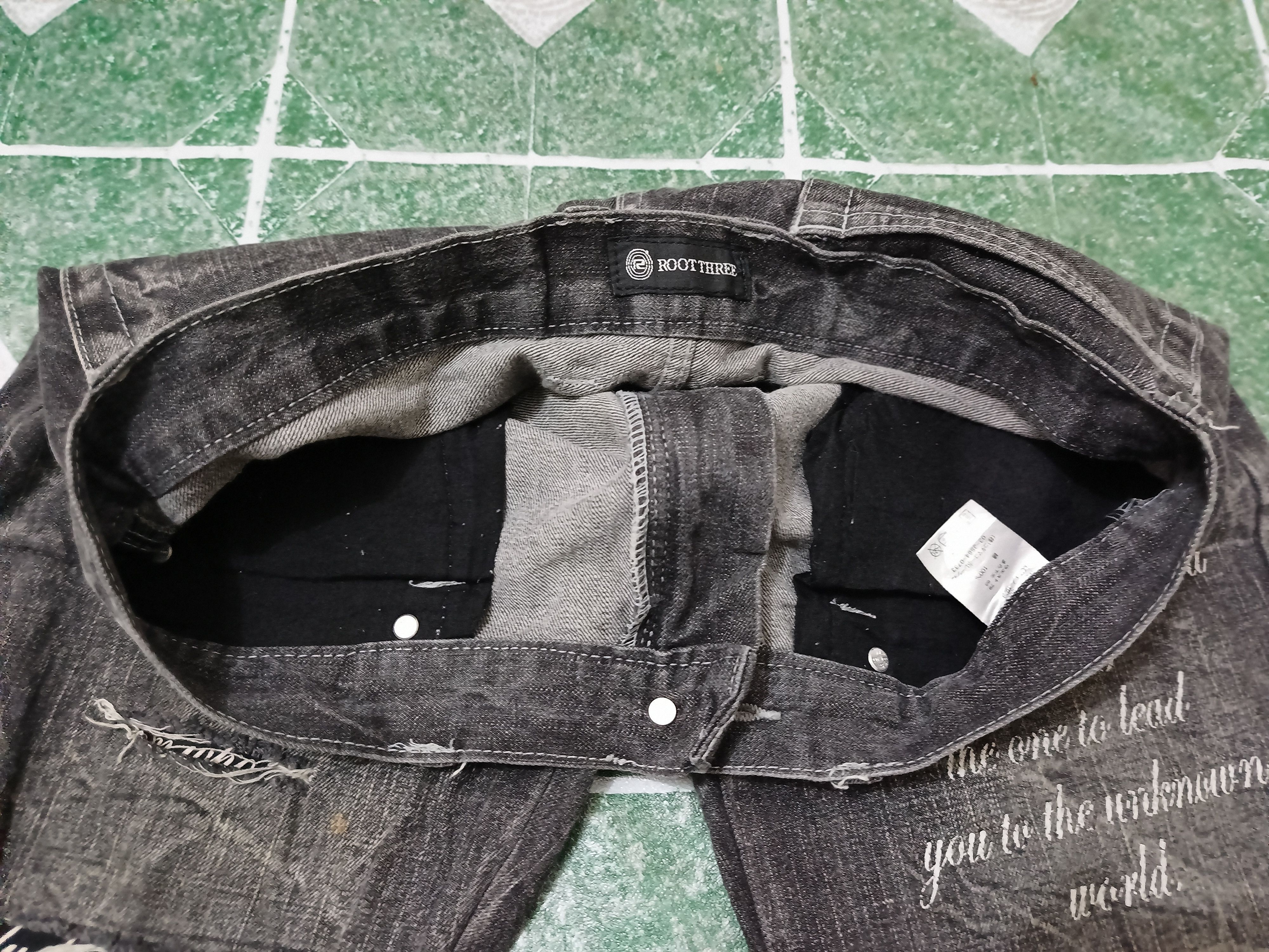 Who Decides War Japanese Black Jeans Root Three Skull Bones flared jeans Size US 31 - 7 Thumbnail