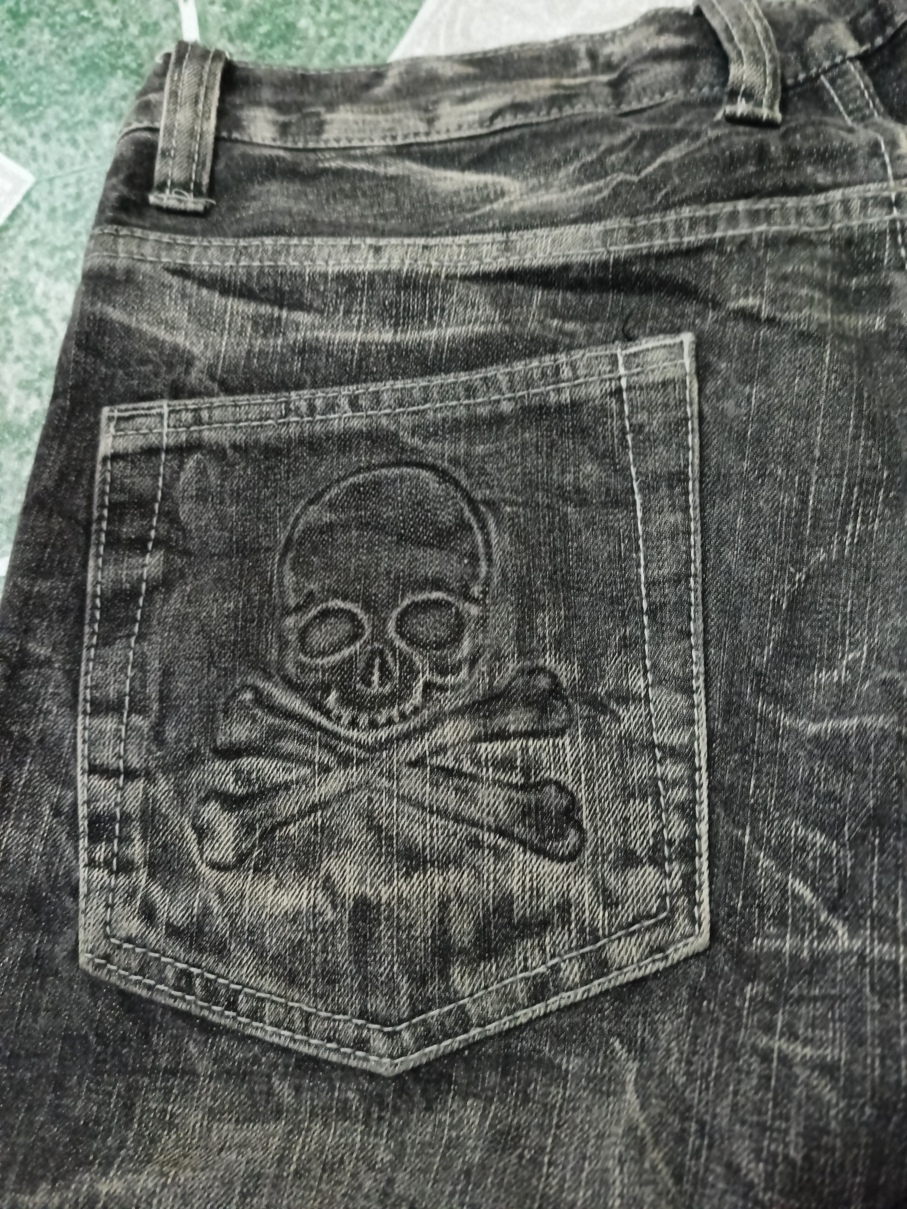 Who Decides War Japanese Black Jeans Root Three Skull Bones flared jeans Size US 31 - 13 Thumbnail