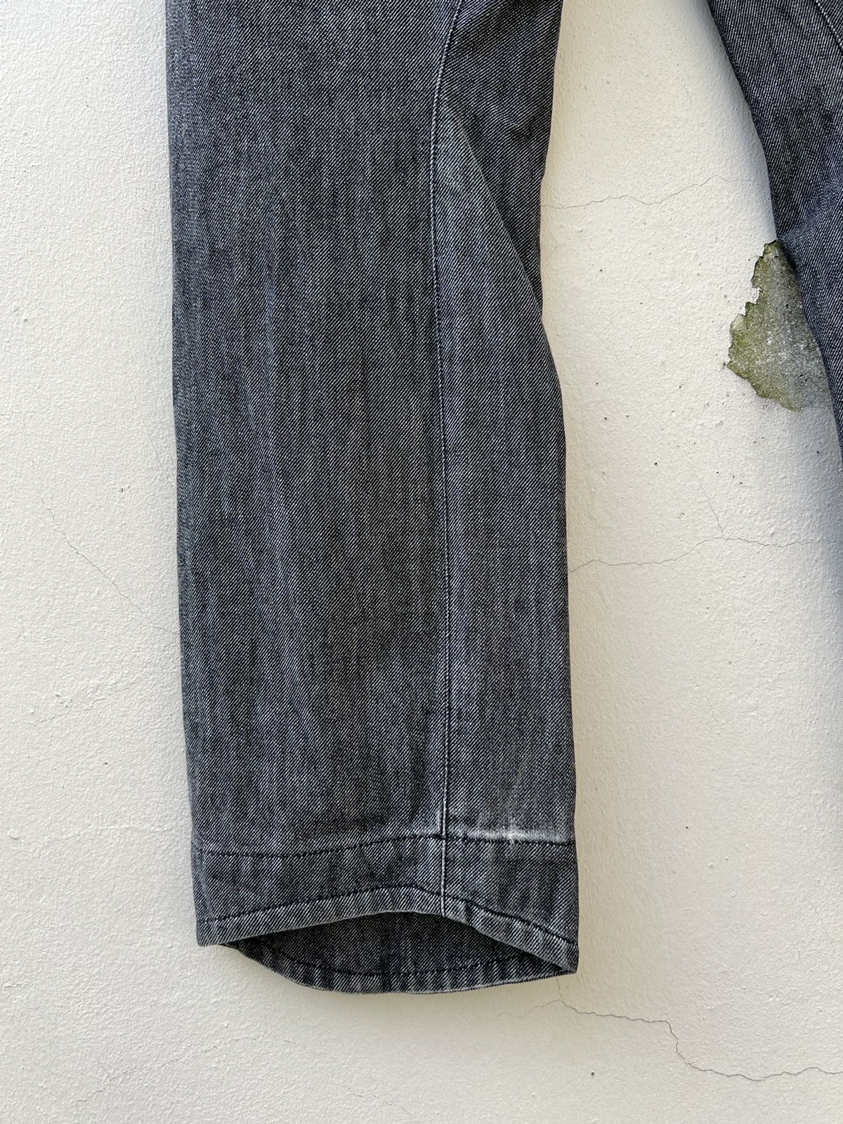 Levi's Vintage 2000s Levi’s Engineered Grey Regular Denim Jeans Size US 32 / EU 48 - 11 Thumbnail