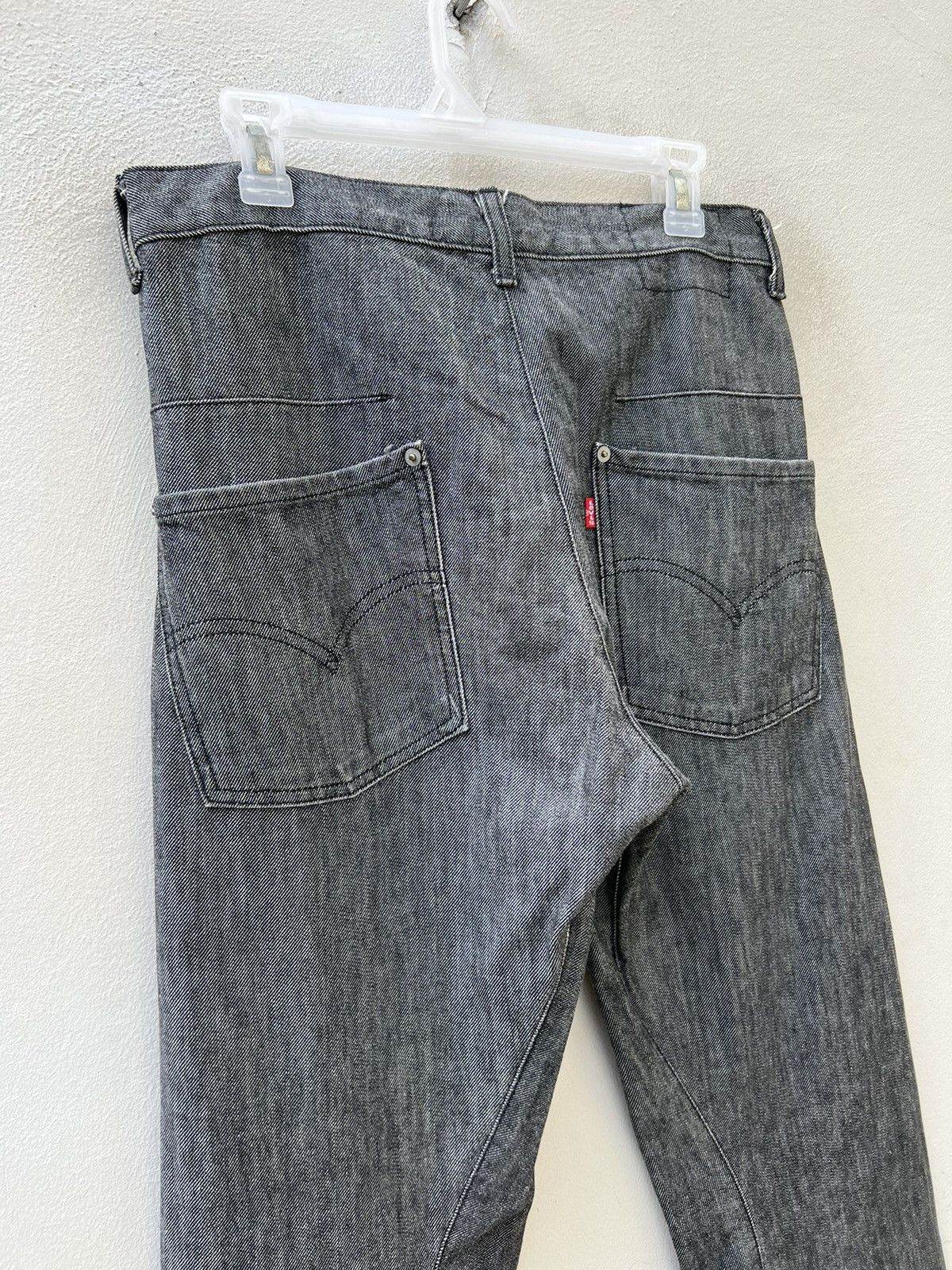 Levi's Vintage 2000s Levi’s Engineered Grey Regular Denim Jeans Size US 32 / EU 48 - 10 Thumbnail
