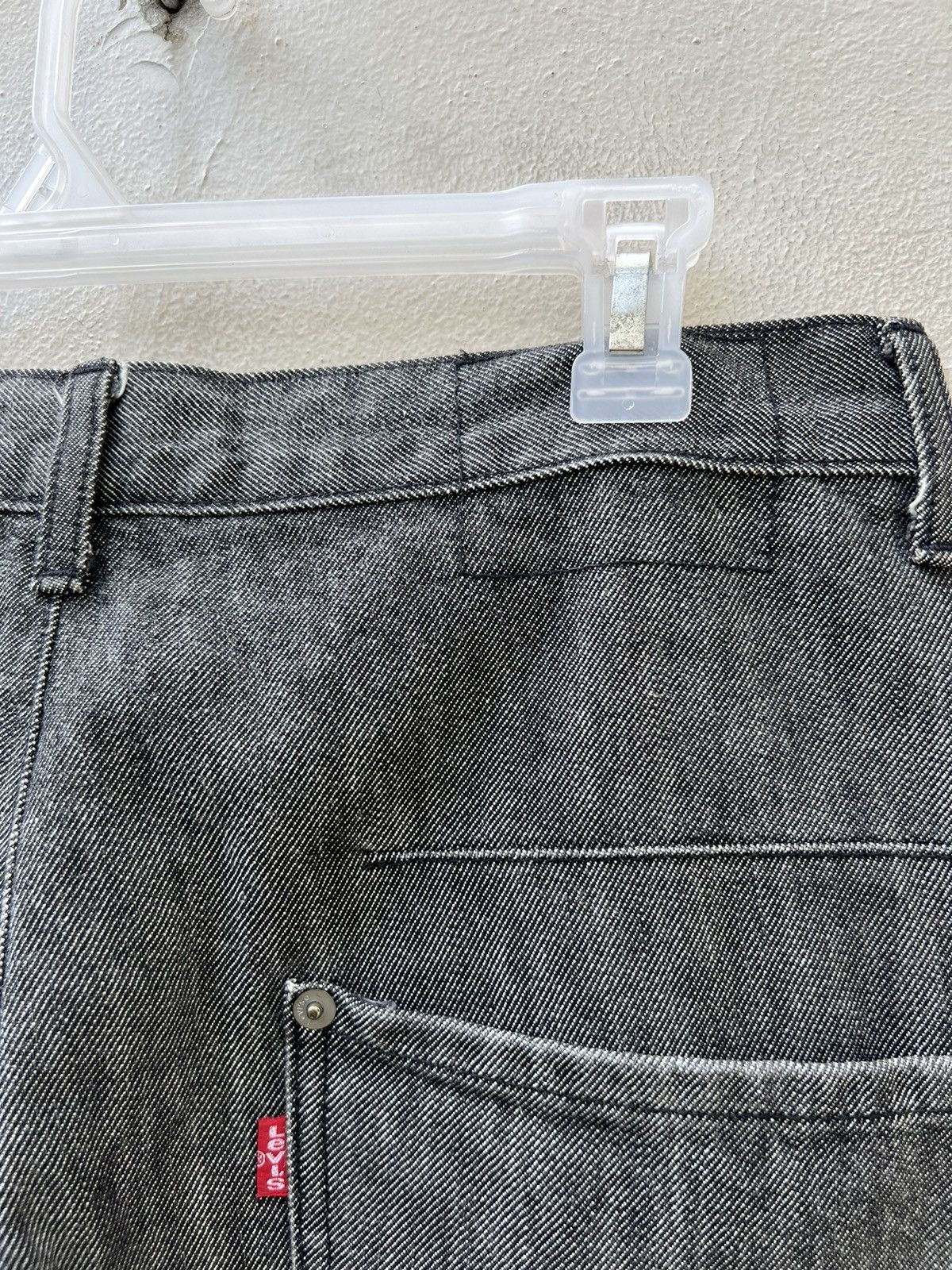 Levi's Vintage 2000s Levi’s Engineered Grey Regular Denim Jeans Size US 32 / EU 48 - 14 Thumbnail