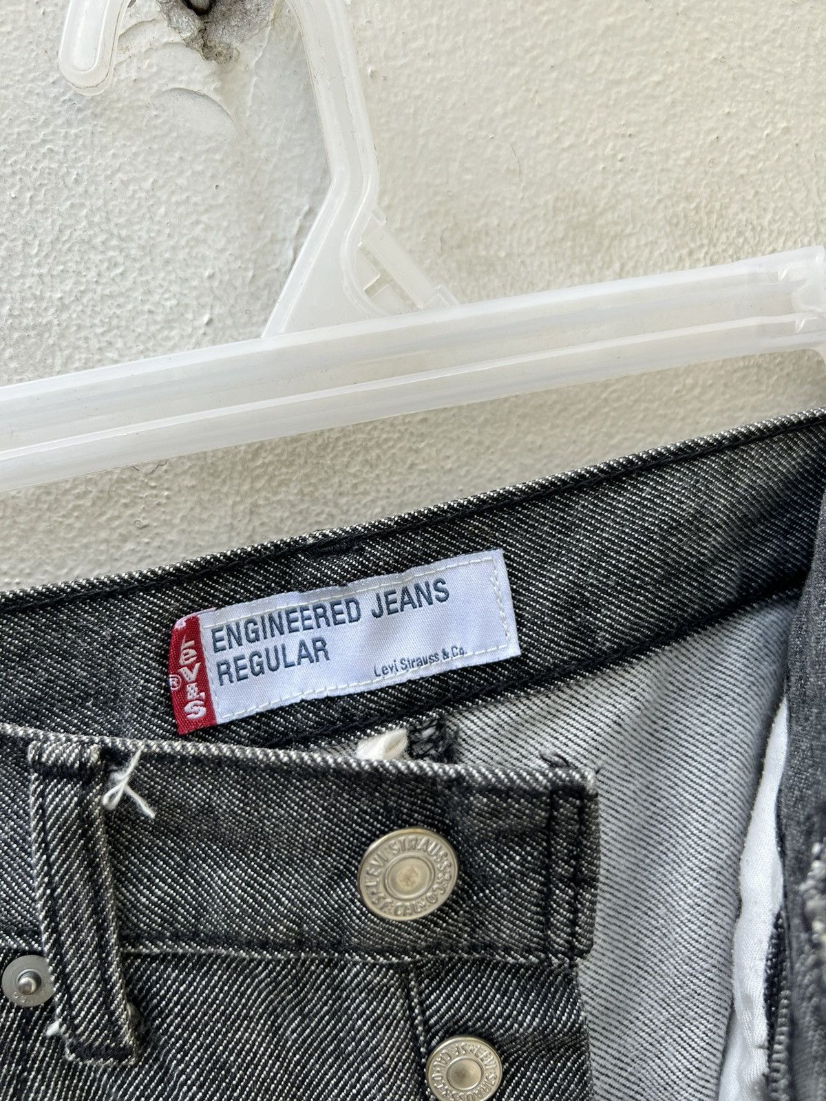 Levi's Vintage 2000s Levi’s Engineered Grey Regular Denim Jeans Size US 32 / EU 48 - 4 Thumbnail