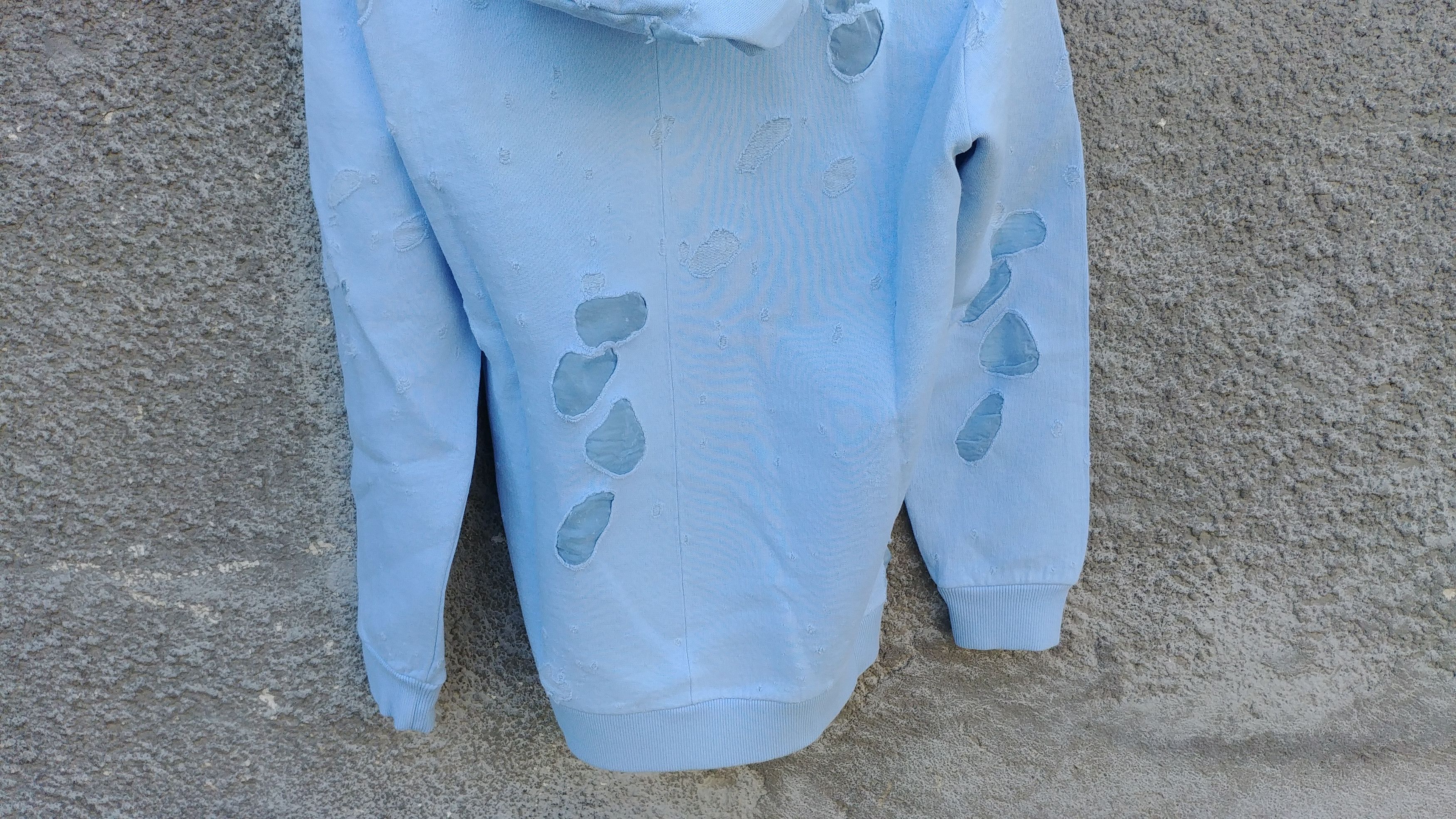 Givenchy $1500 Givenchy Baby Blue Destroyed Distressed Logo Rottweiler Shark Hoodie size M Size US M / EU 48-50 / 2 - 13 Thumbnail