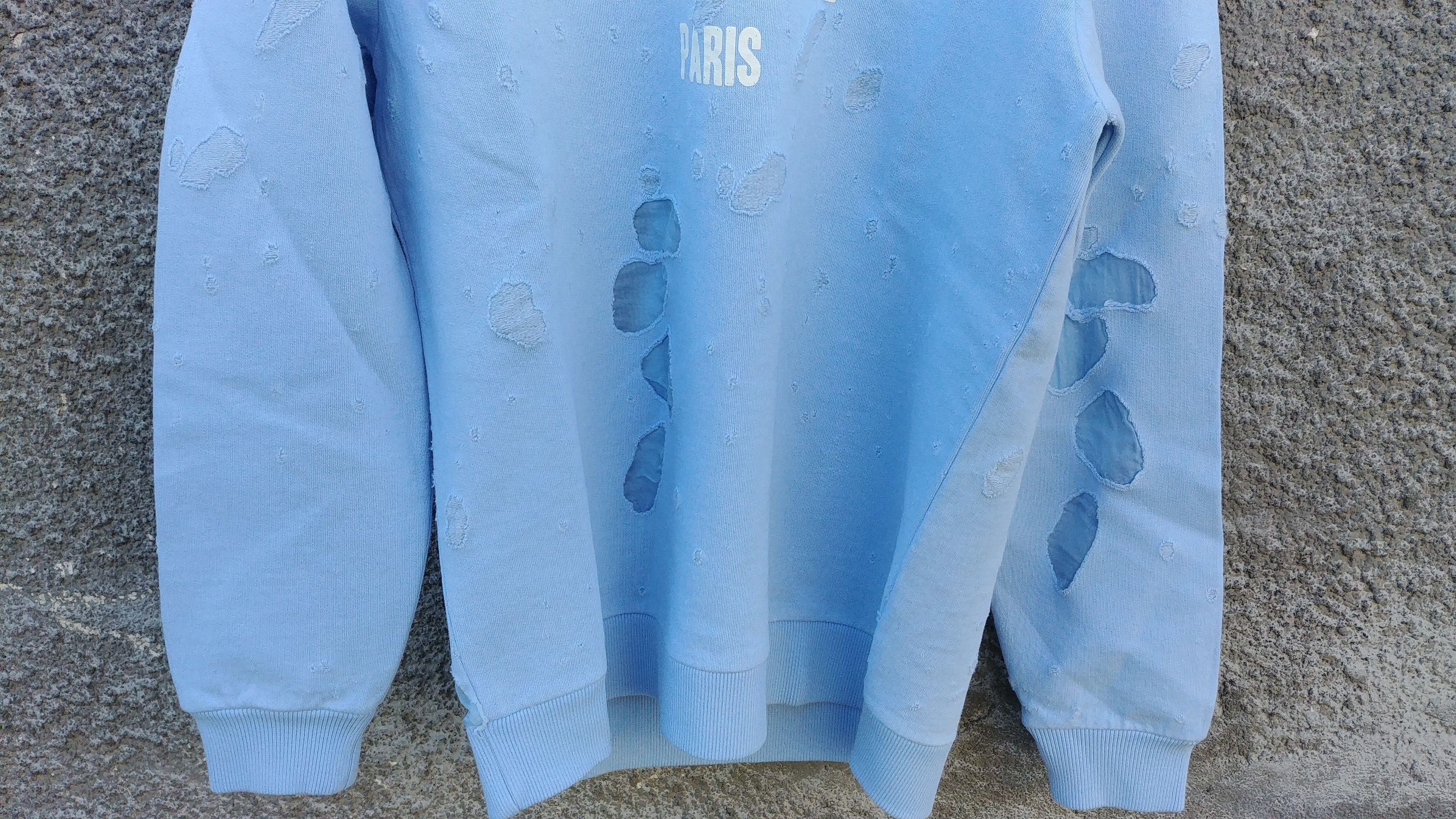 Givenchy $1500 Givenchy Baby Blue Destroyed Distressed Logo Rottweiler Shark Hoodie size M Size US M / EU 48-50 / 2 - 10 Thumbnail