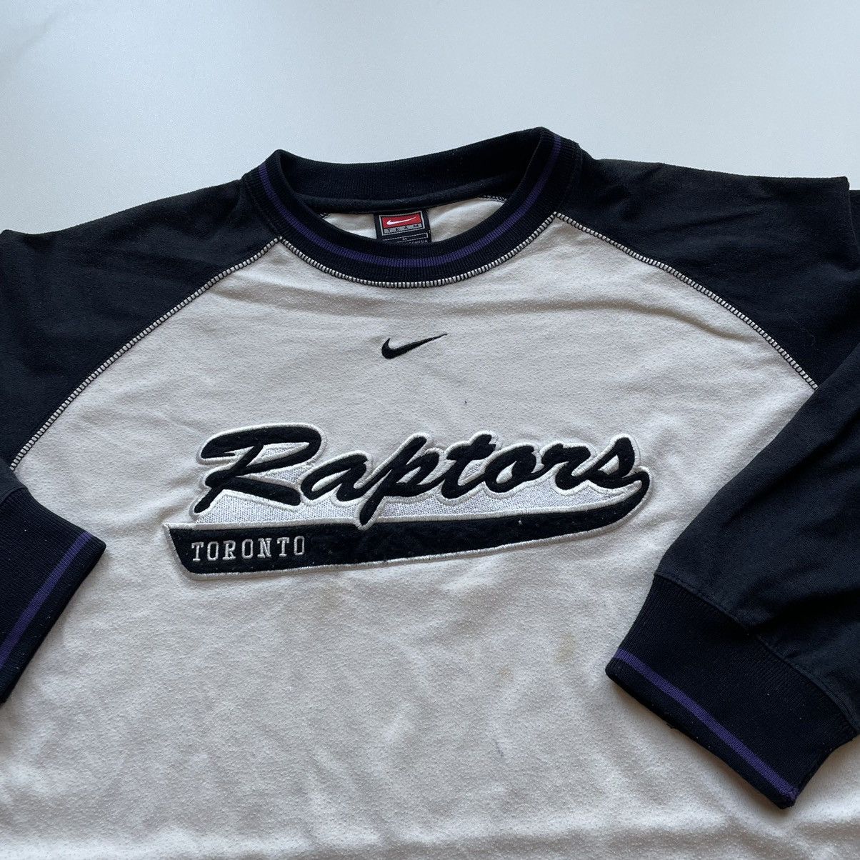 NBA × Nike × Vintage Vintage 2000s Toronto Raptors Nike Long Sleeve Shirt XS Fit Size US XS / EU 42 / 0 - 2 Thumbnail