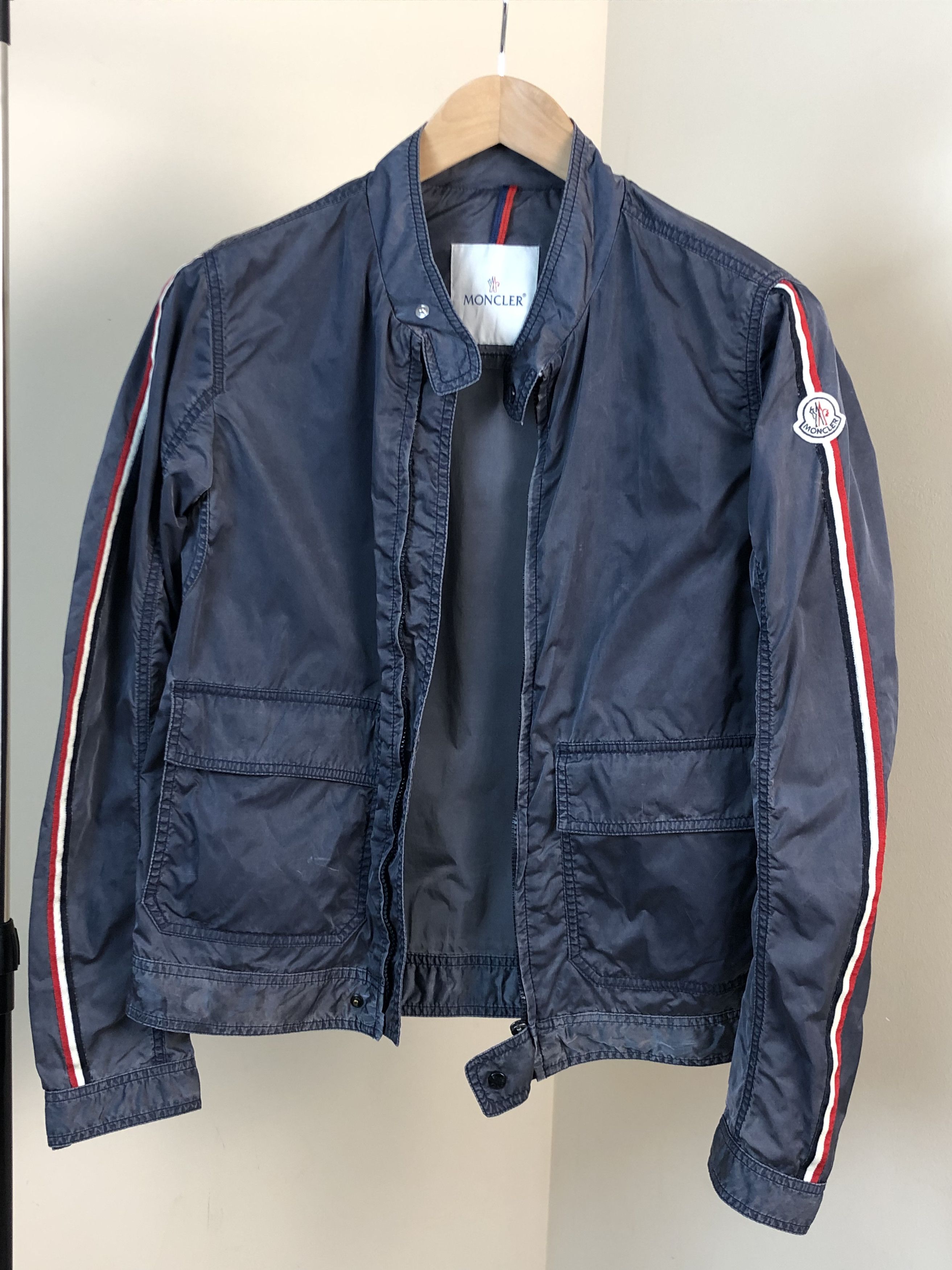 Moncler Moncler lalay giubbotto light jacket Size US XS / EU 42 / 0 - 1 Thumbnail