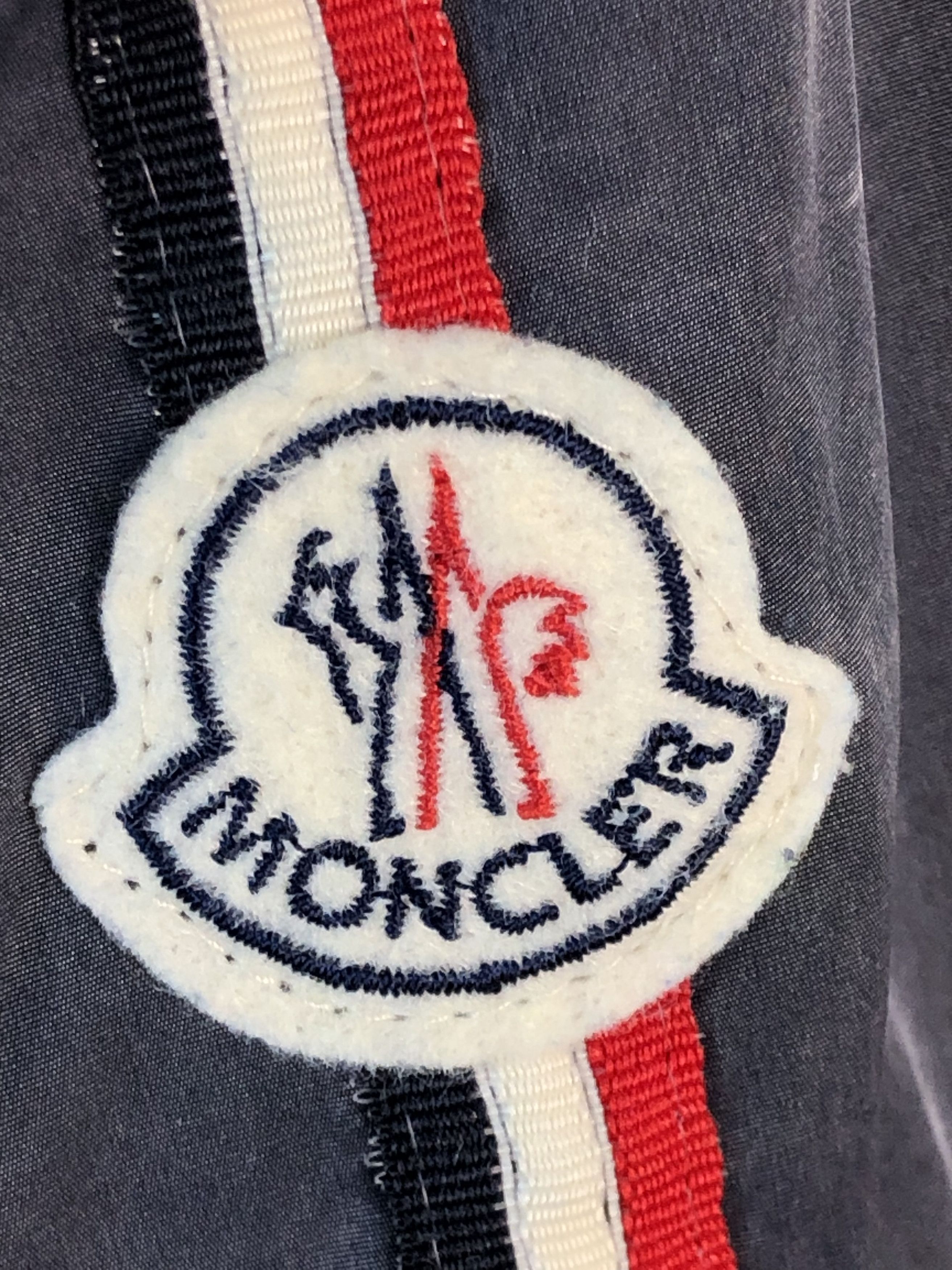 Moncler Moncler lalay giubbotto light jacket Size US XS / EU 42 / 0 - 2 Thumbnail