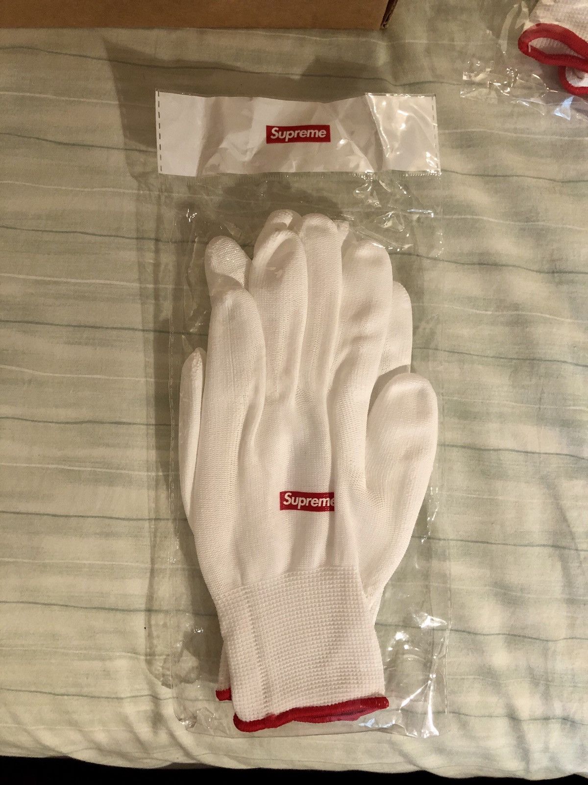 Supreme Supreme Rubber Gloves FW20 Size ONE SIZE - 1 Thumbnail