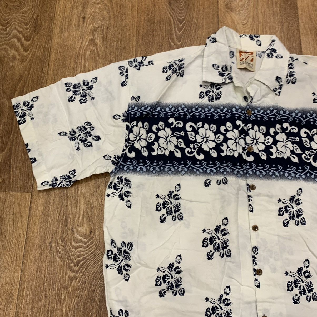 Vintage Vintage 90s All Over Print Hawaiian Shirt Streetwear Y2K L Size US L / EU 52-54 / 3 - 5 Thumbnail