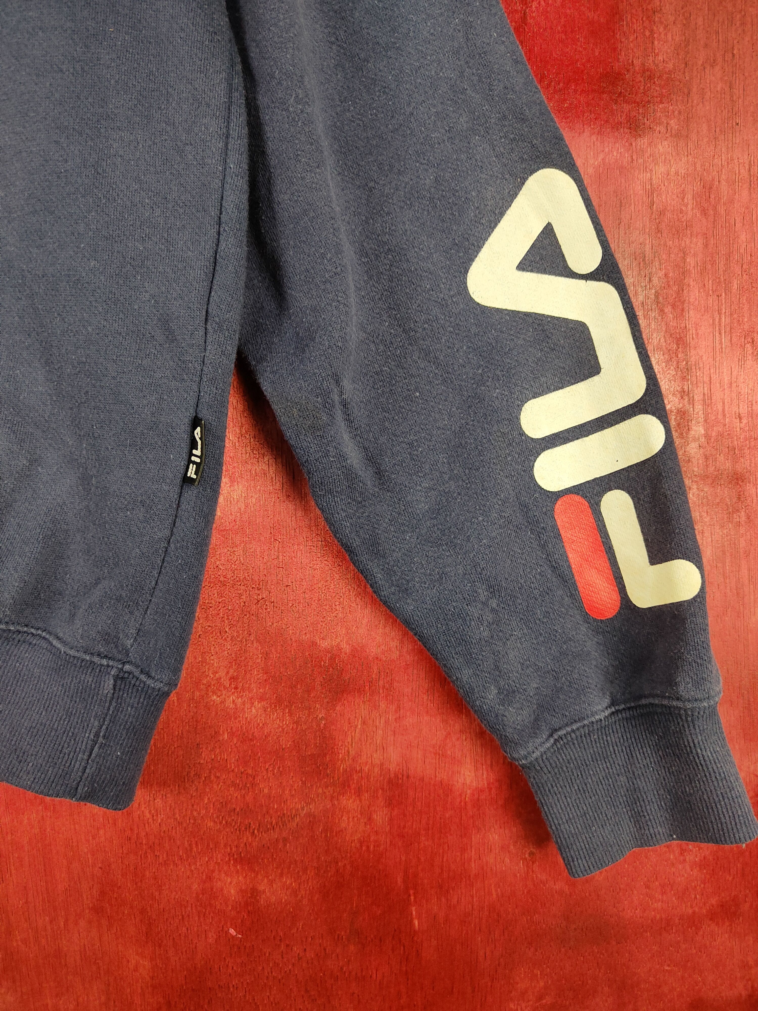 Fila Fila big logo vintage Dark Blue Sweater hoodie #4820 Size US M / EU 48-50 / 2 - 7 Thumbnail