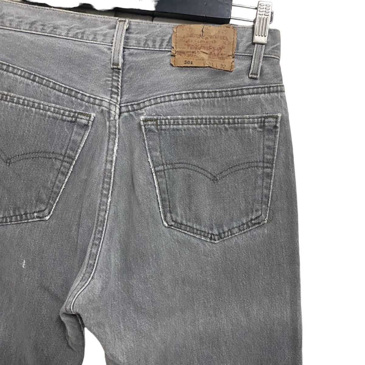 Levi's Vintage 80s Levis 501 Charcoal Jeans 30x31 Made USA Size US 30 / EU 46 - 10 Thumbnail