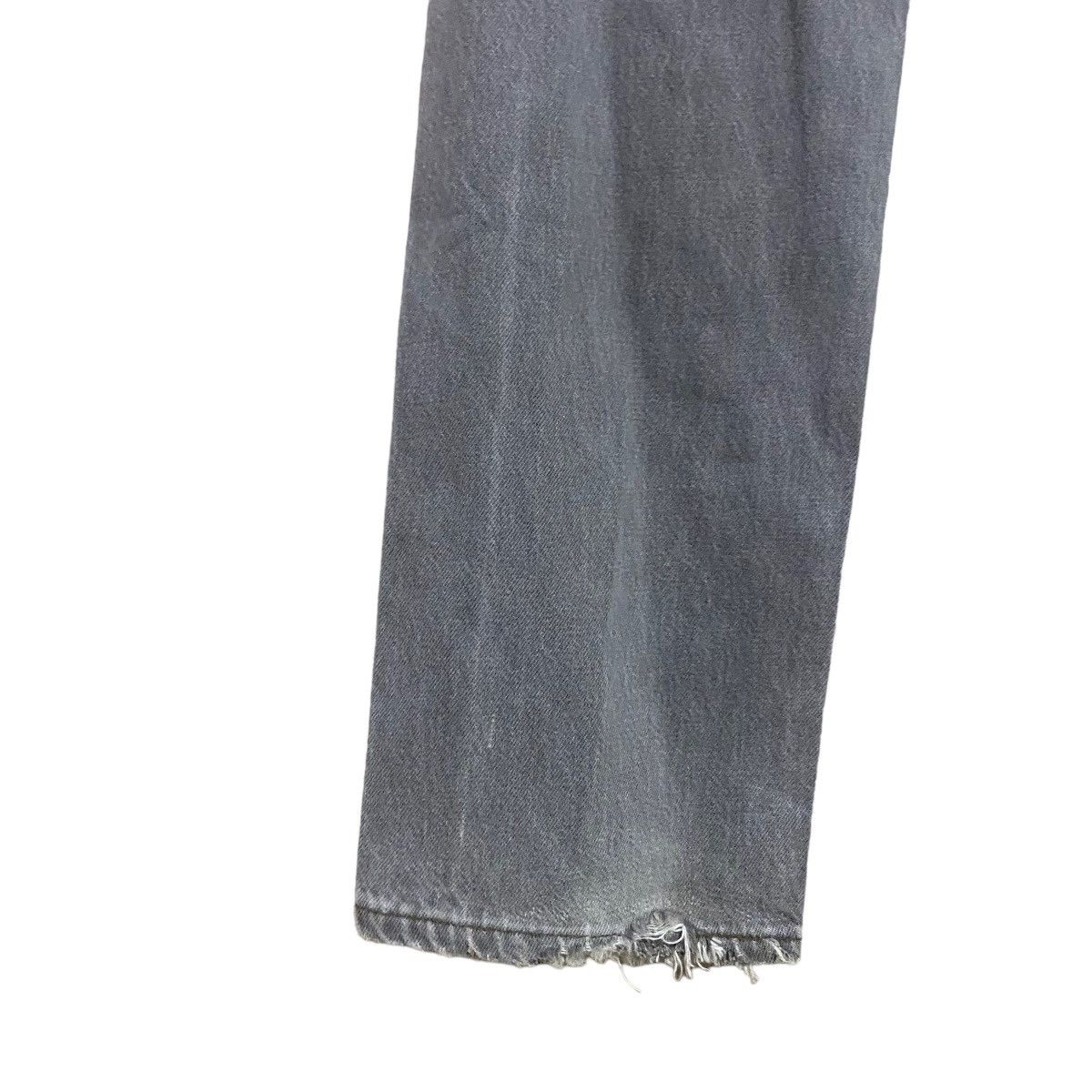 Levi's Vintage 80s Levis 501 Charcoal Jeans 30x31 Made USA Size US 30 / EU 46 - 14 Thumbnail