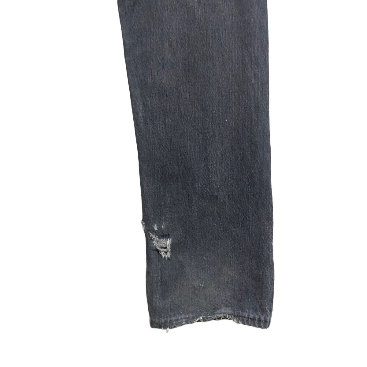 Levi's Vintage 80s Levis 501 Charcoal Distressed Jeans 30x29 Size US 30 / EU 46 - 15 Thumbnail