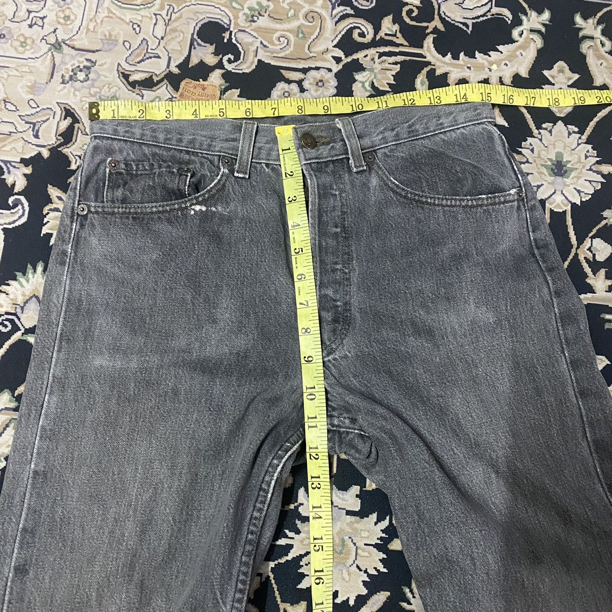 Levi's Vintage 80s Levis 501 Charcoal Distressed Jeans 30x29 Size US 30 / EU 46 - 19 Thumbnail