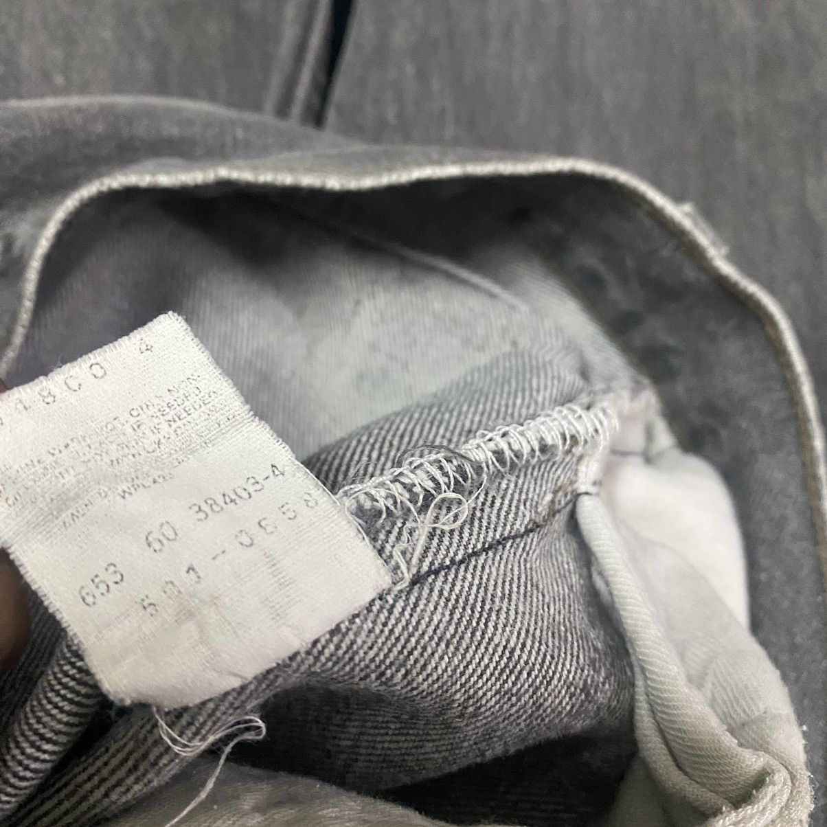Levi's Vintage 80s Levis 501 Charcoal Distressed Jeans 30x29 Size US 30 / EU 46 - 18 Thumbnail