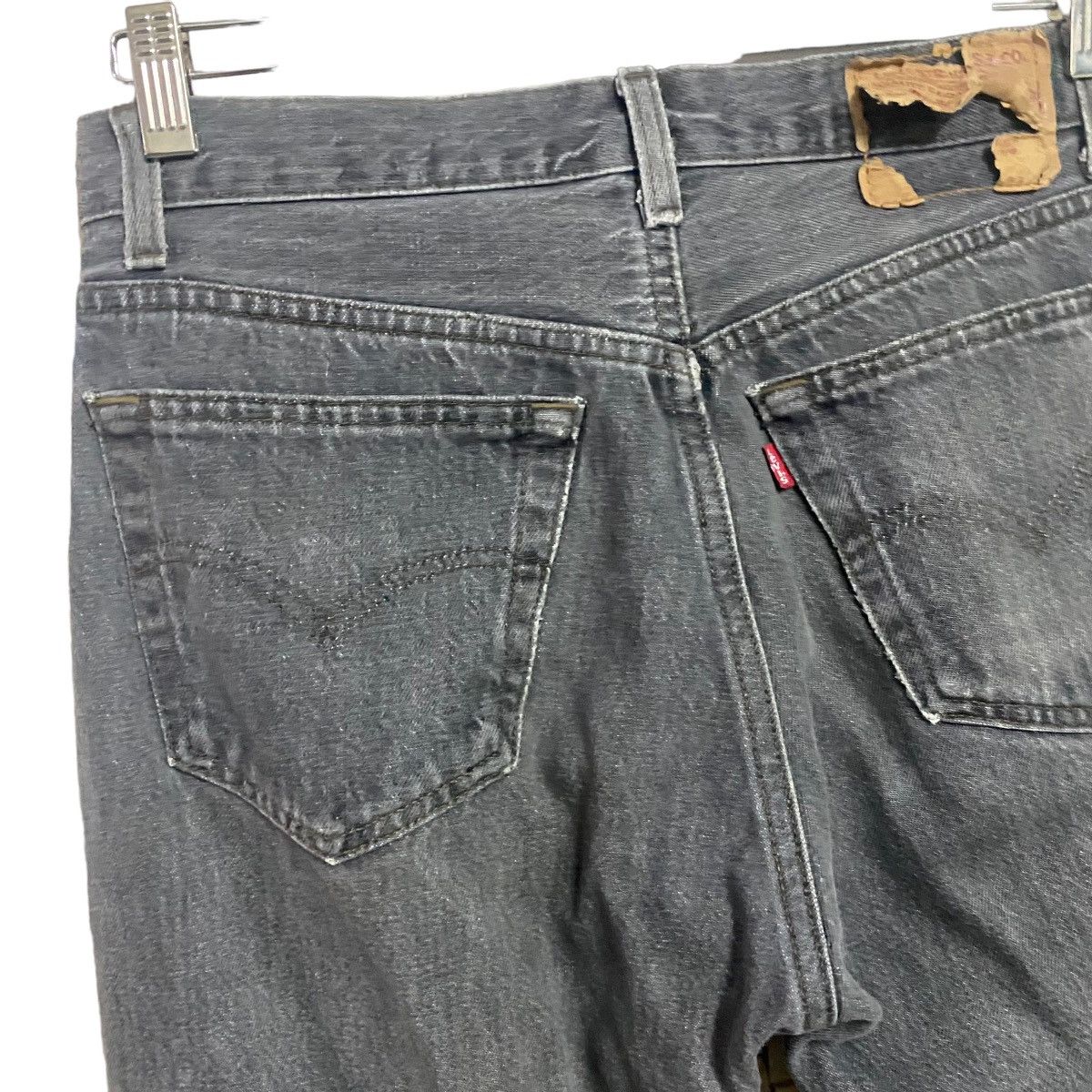 Levi's Vintage 80s Levis 501 Charcoal Distressed Jeans 30x29 Size US 30 / EU 46 - 12 Thumbnail