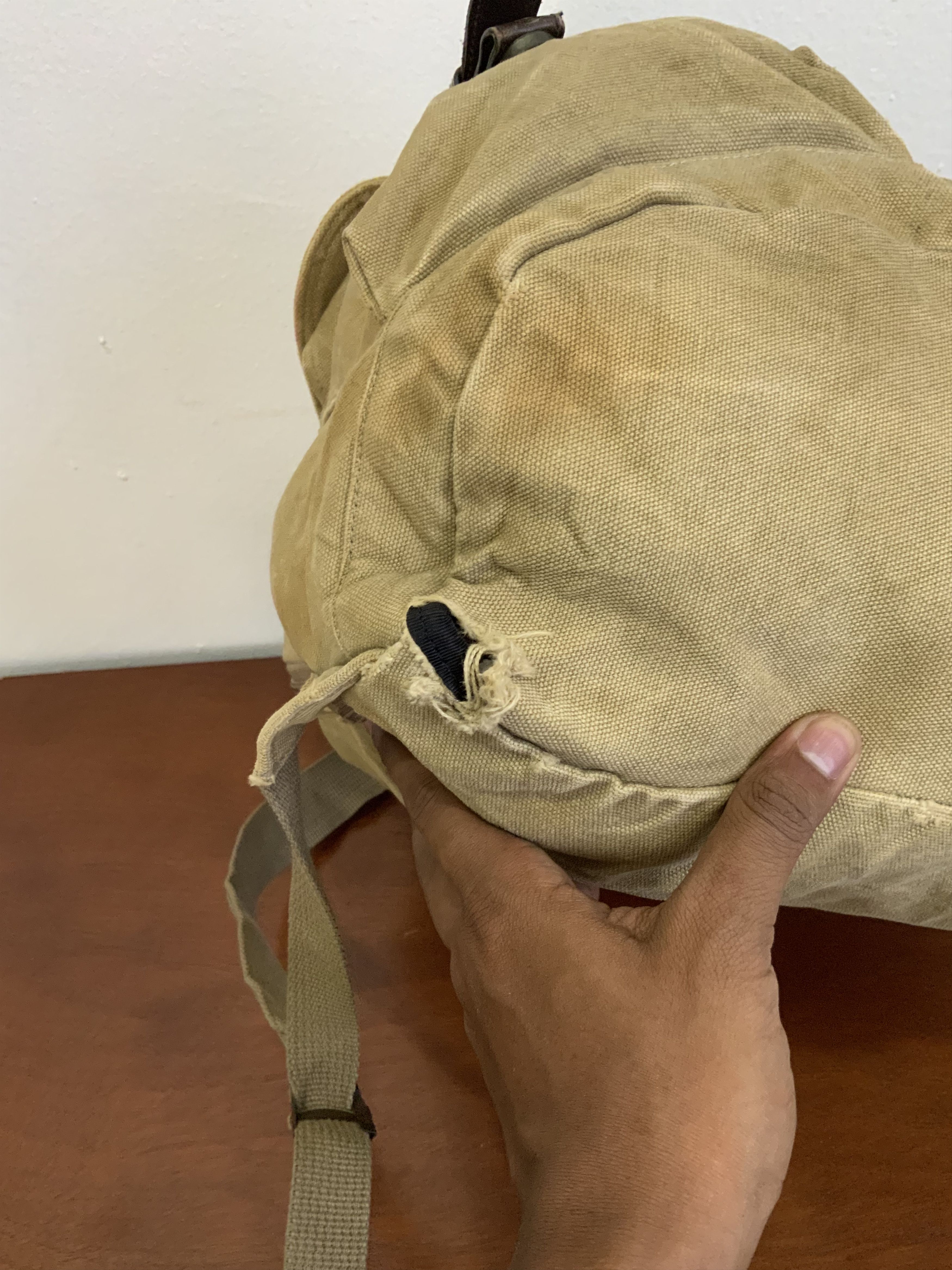 Levi's Vintage Levi’s Distressed Faded Rucksack style Backpack Size ONE SIZE - 13 Thumbnail